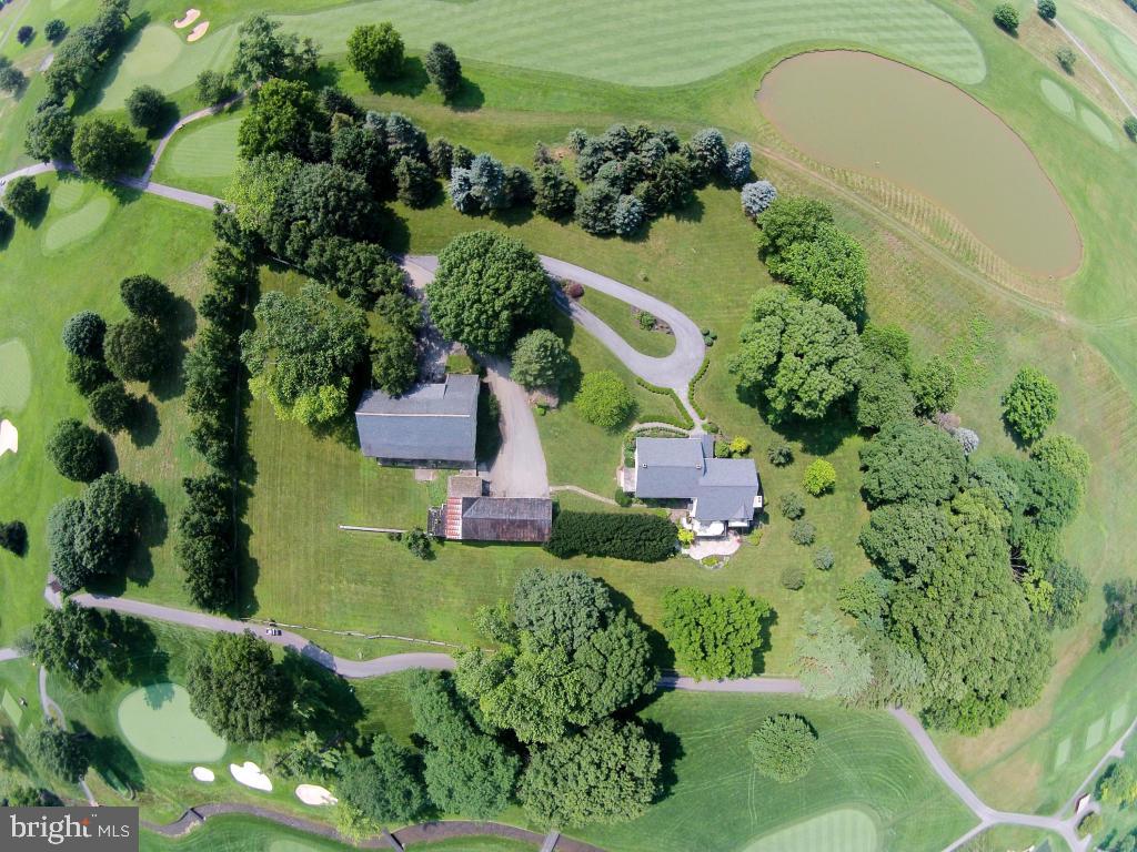 LANCASTER COUNTRY CLUB - Residential