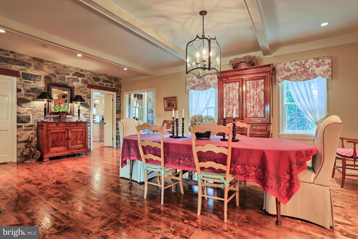 LANCASTER COUNTRY CLUB - Residential