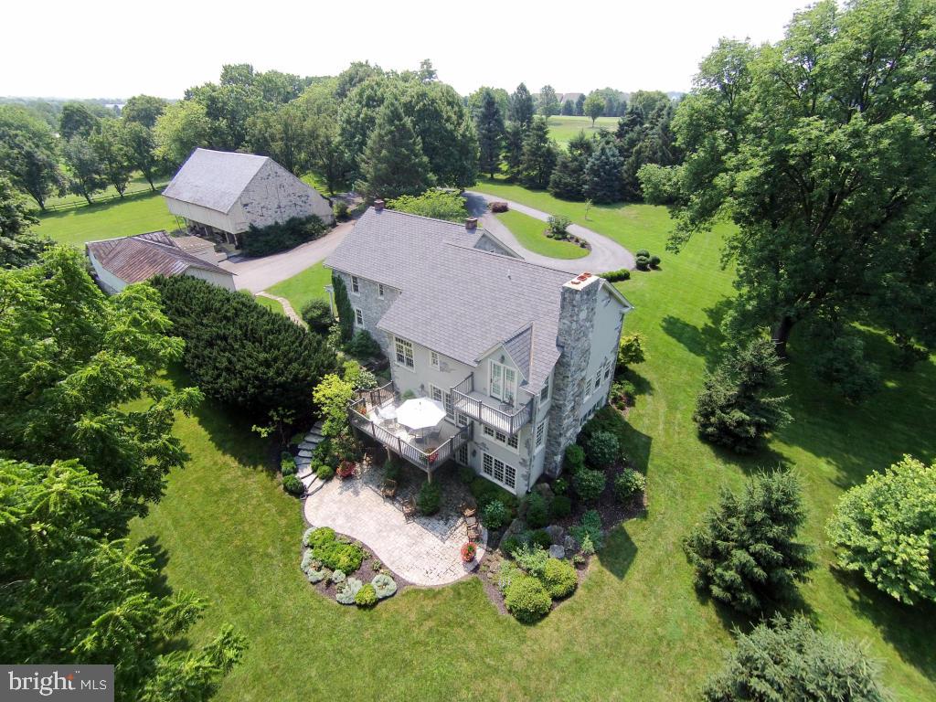 LANCASTER COUNTRY CLUB - Residential