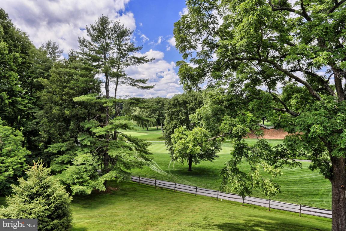 LANCASTER COUNTRY CLUB - Residential