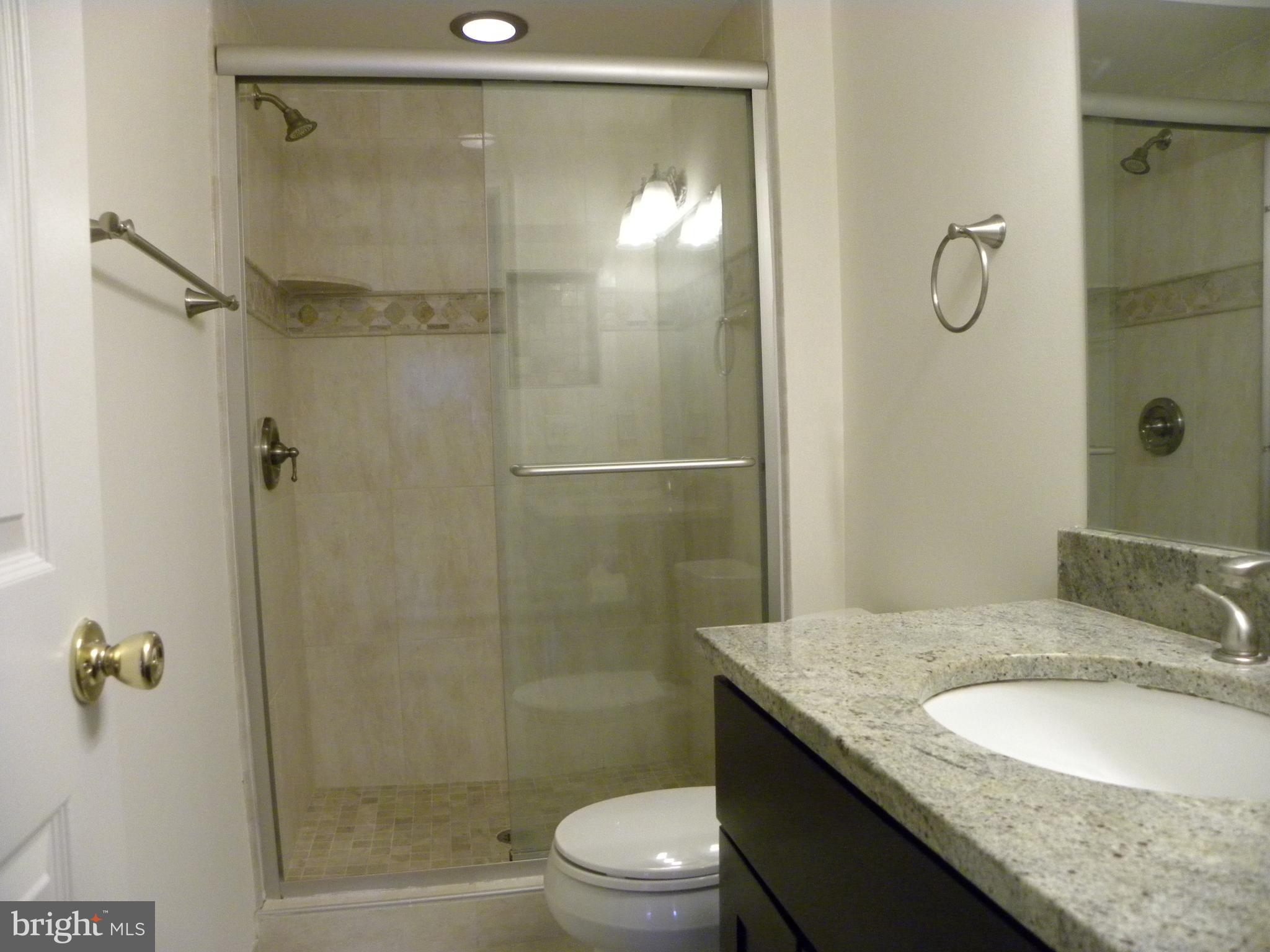 MCLEAN MEWS - Residential Lease