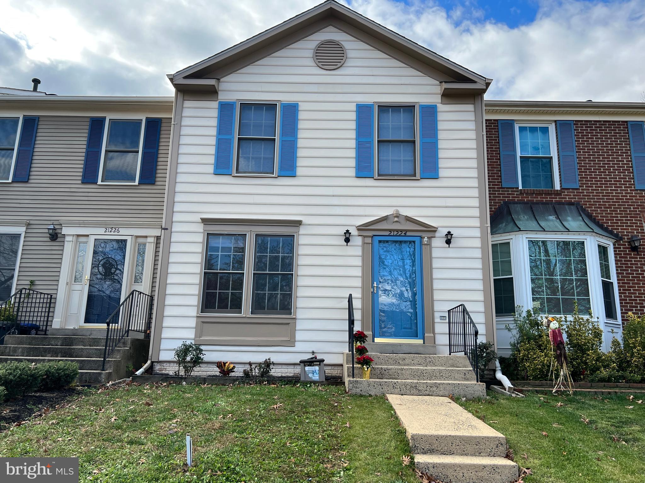 ASHBURN FARM - Residential