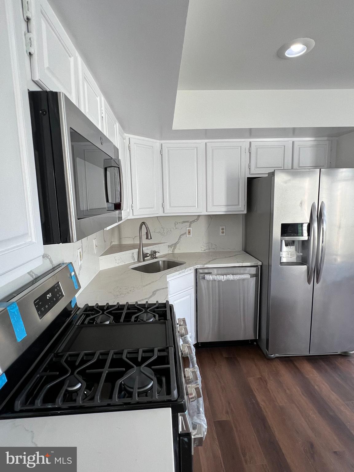 ASHBURN FARM - Residential