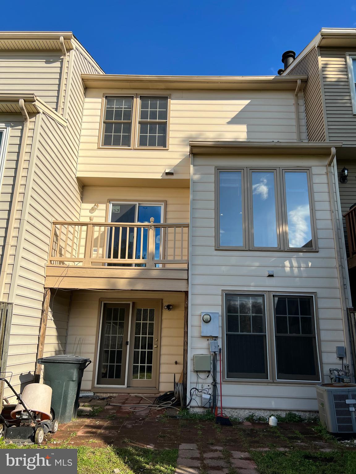 ASHBURN FARM - Residential