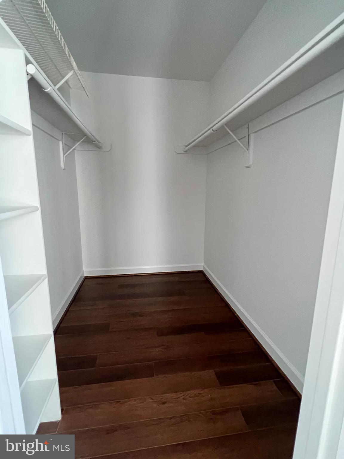 ASHBURN FARM - Residential