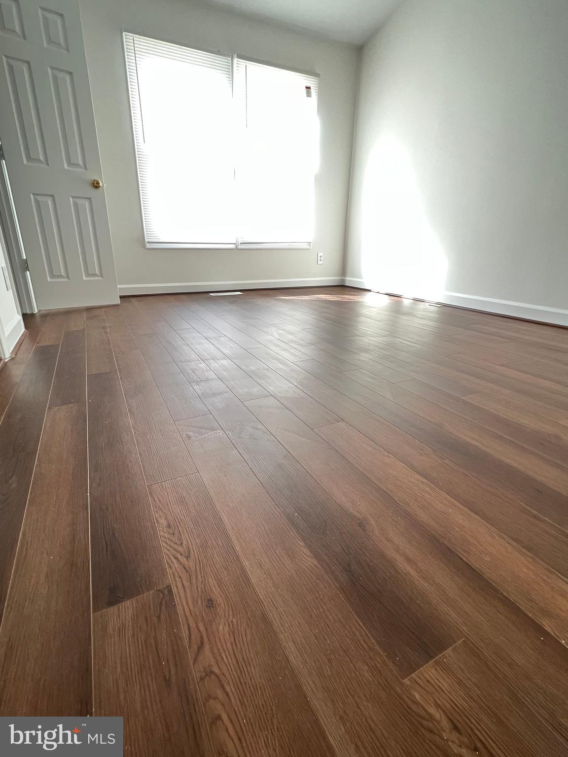 ASHBURN FARM - Residential