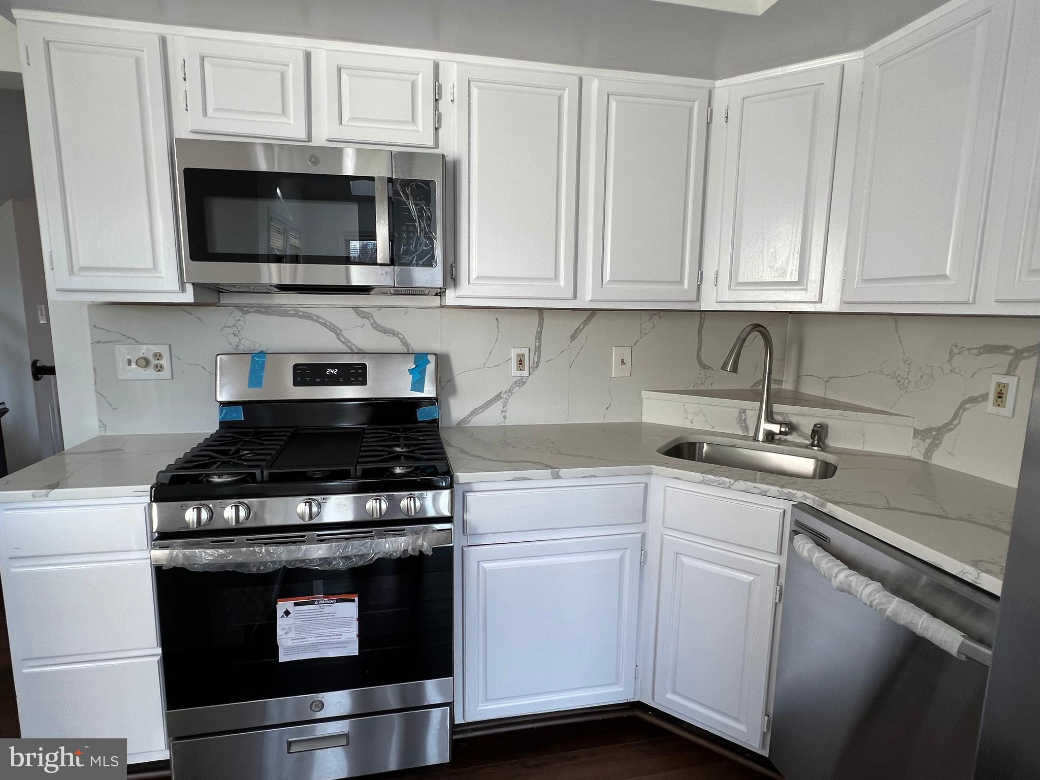 ASHBURN FARM - Residential