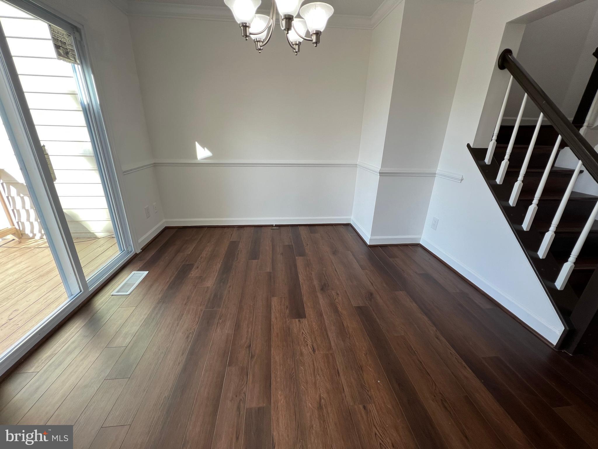 ASHBURN FARM - Residential