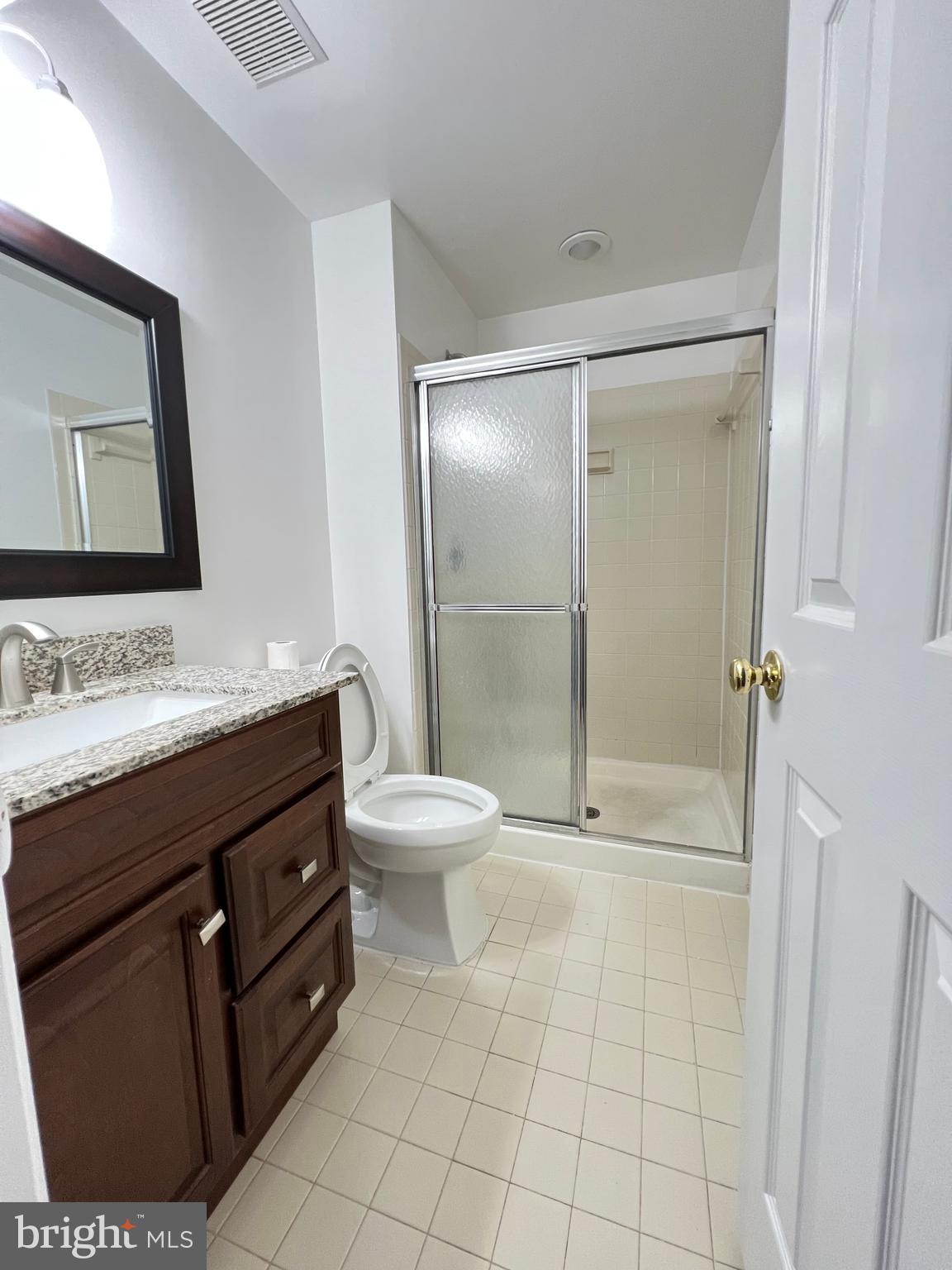 ASHBURN FARM - Residential