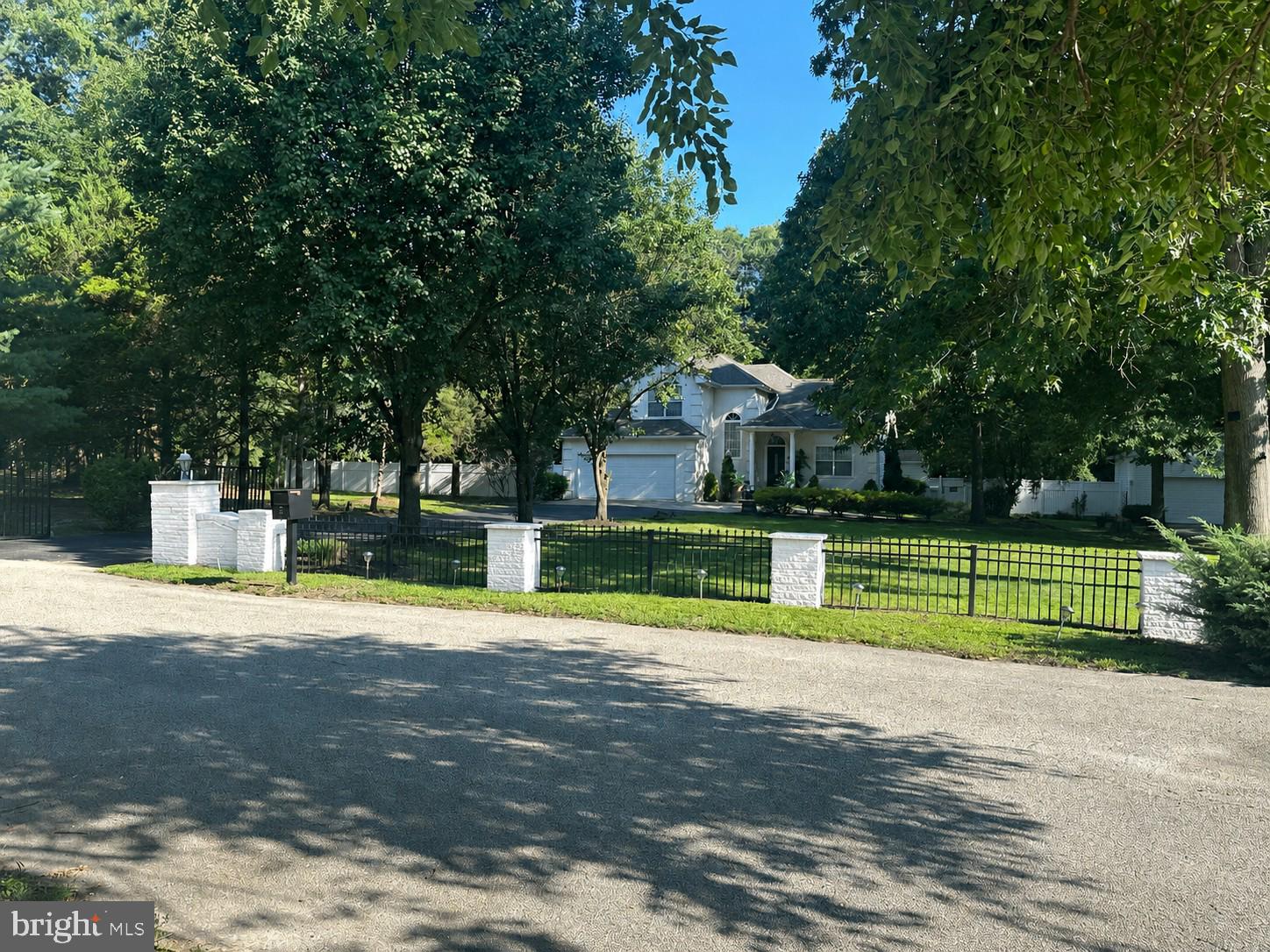 21 SUNSET ROAD