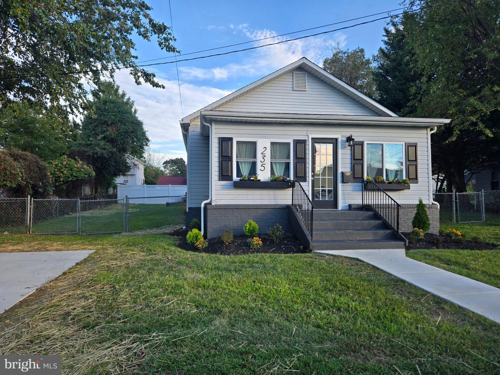 235 CARVEL ROAD
