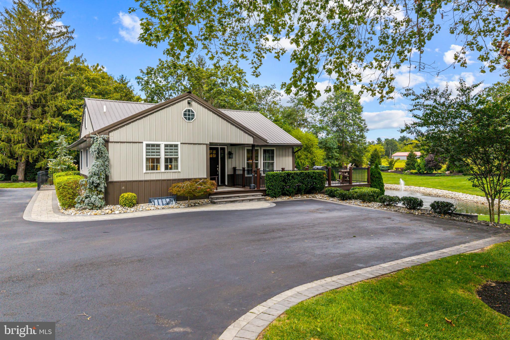 64 TILDEN