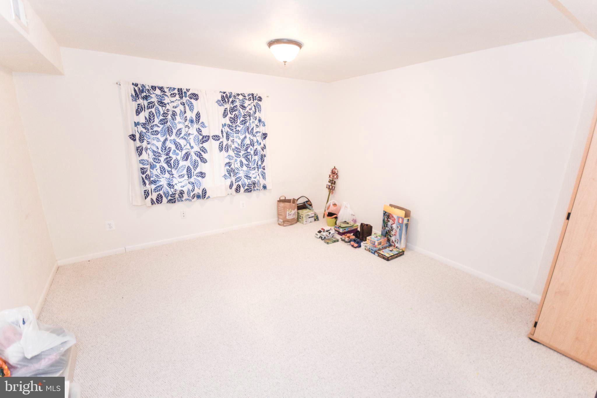 BRADLEY PARK - Residential Lease