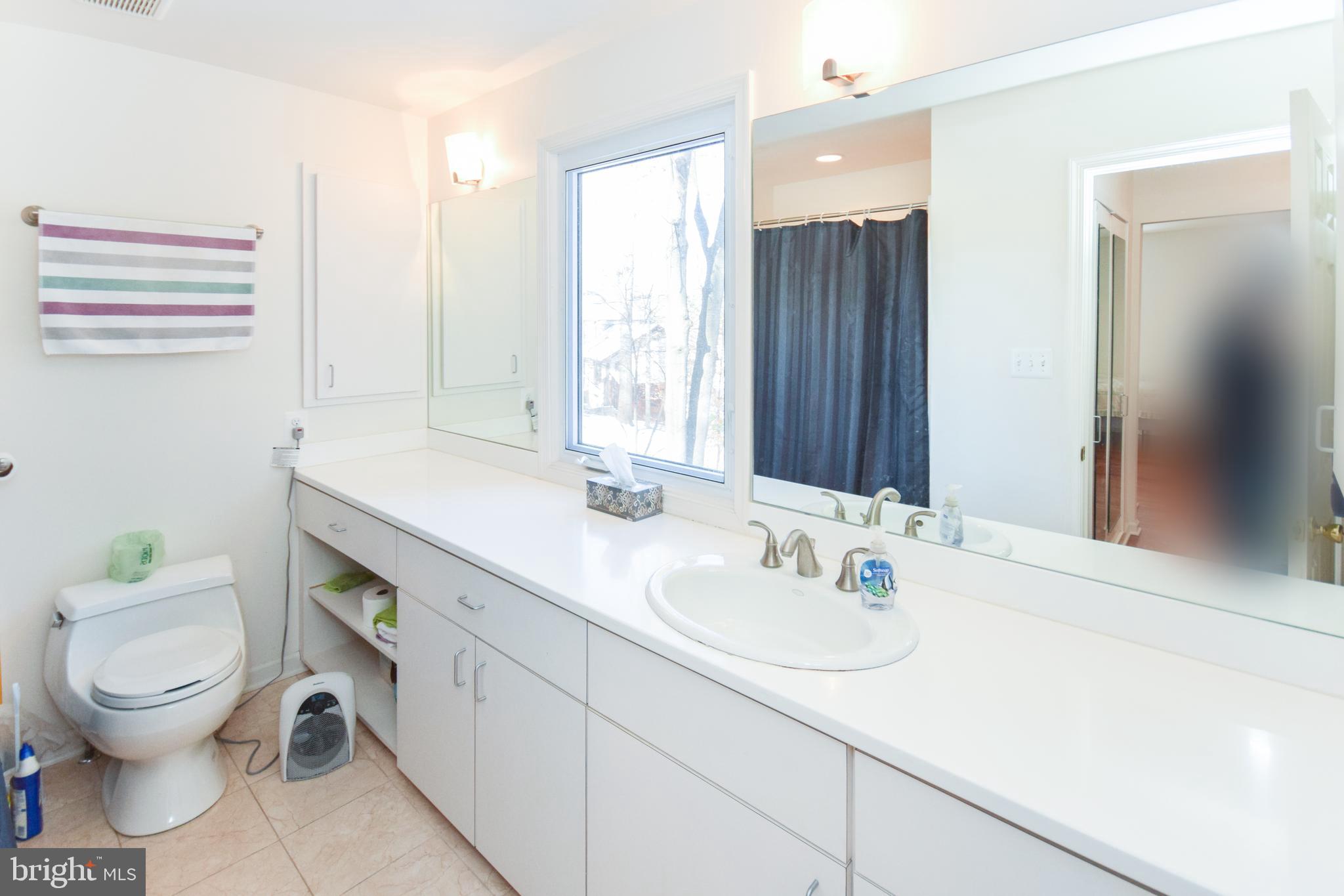 BRADLEY PARK - Residential Lease