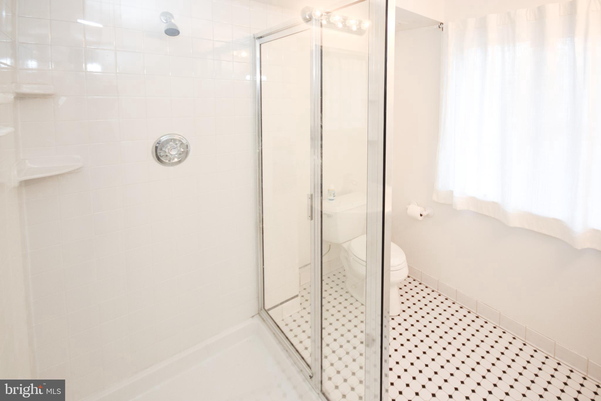 BRADLEY PARK - Residential Lease