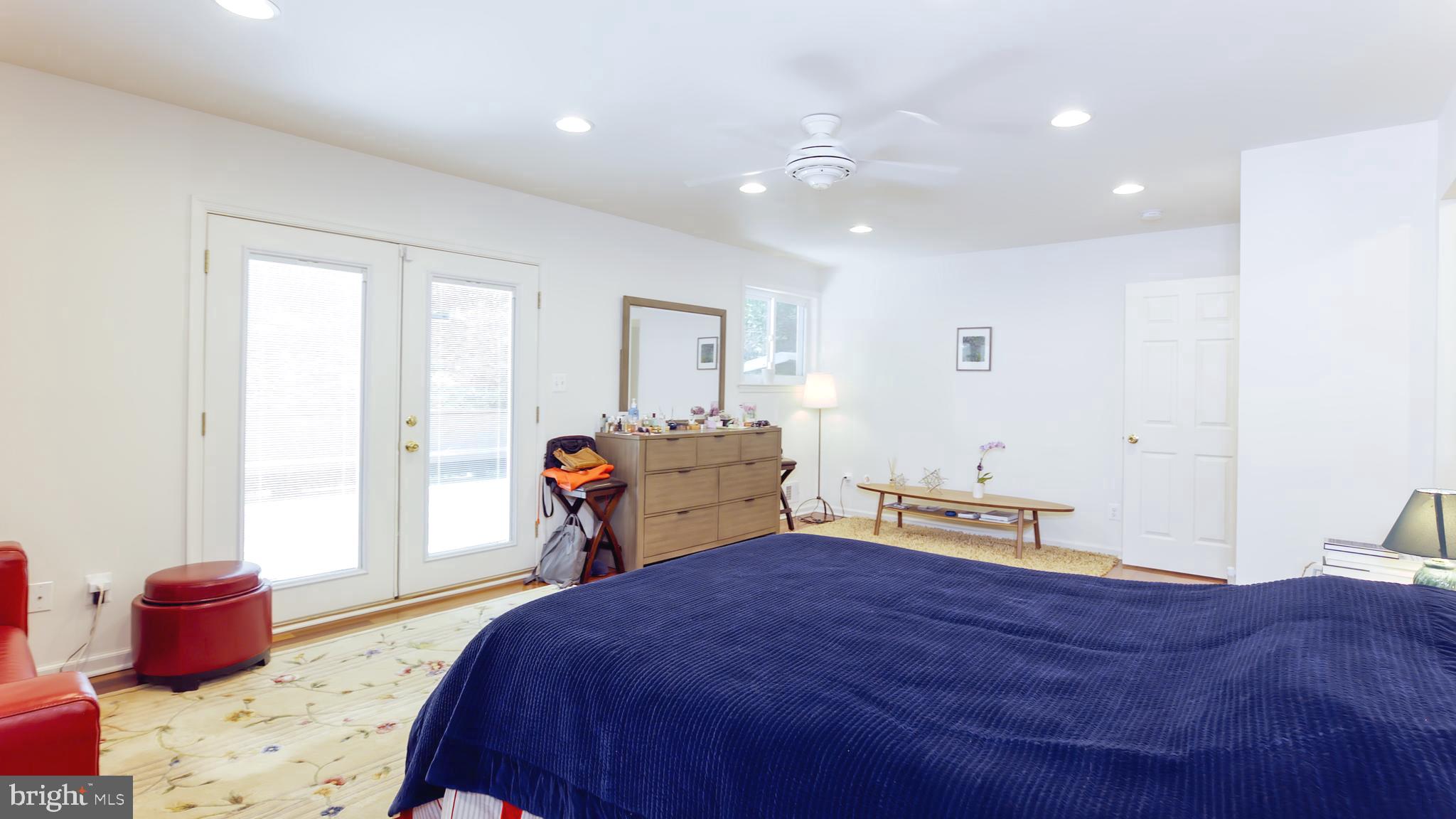 BRADLEY PARK - Residential Lease