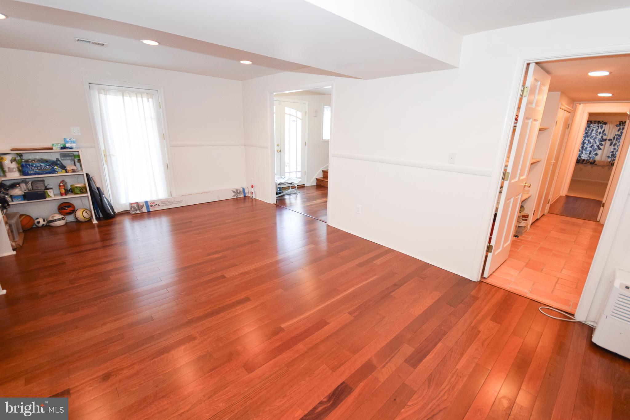 BRADLEY PARK - Residential Lease