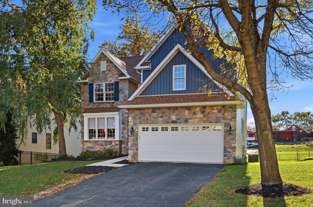 Photo of 112 Ceton Court, BROOMALL, PA 19008 (MLS # PADE2126520)