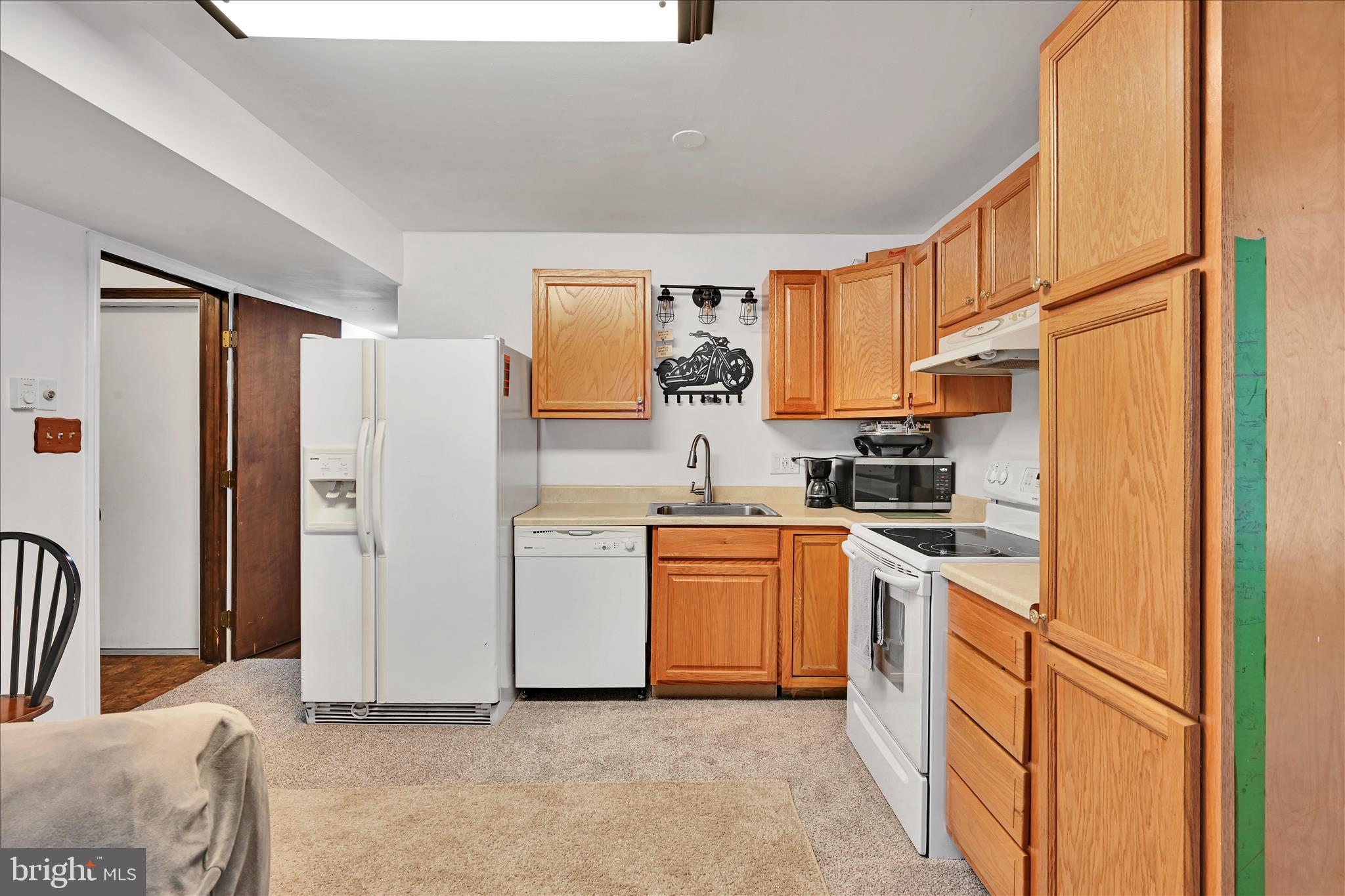 LINCOLN GARDENS - Residential
