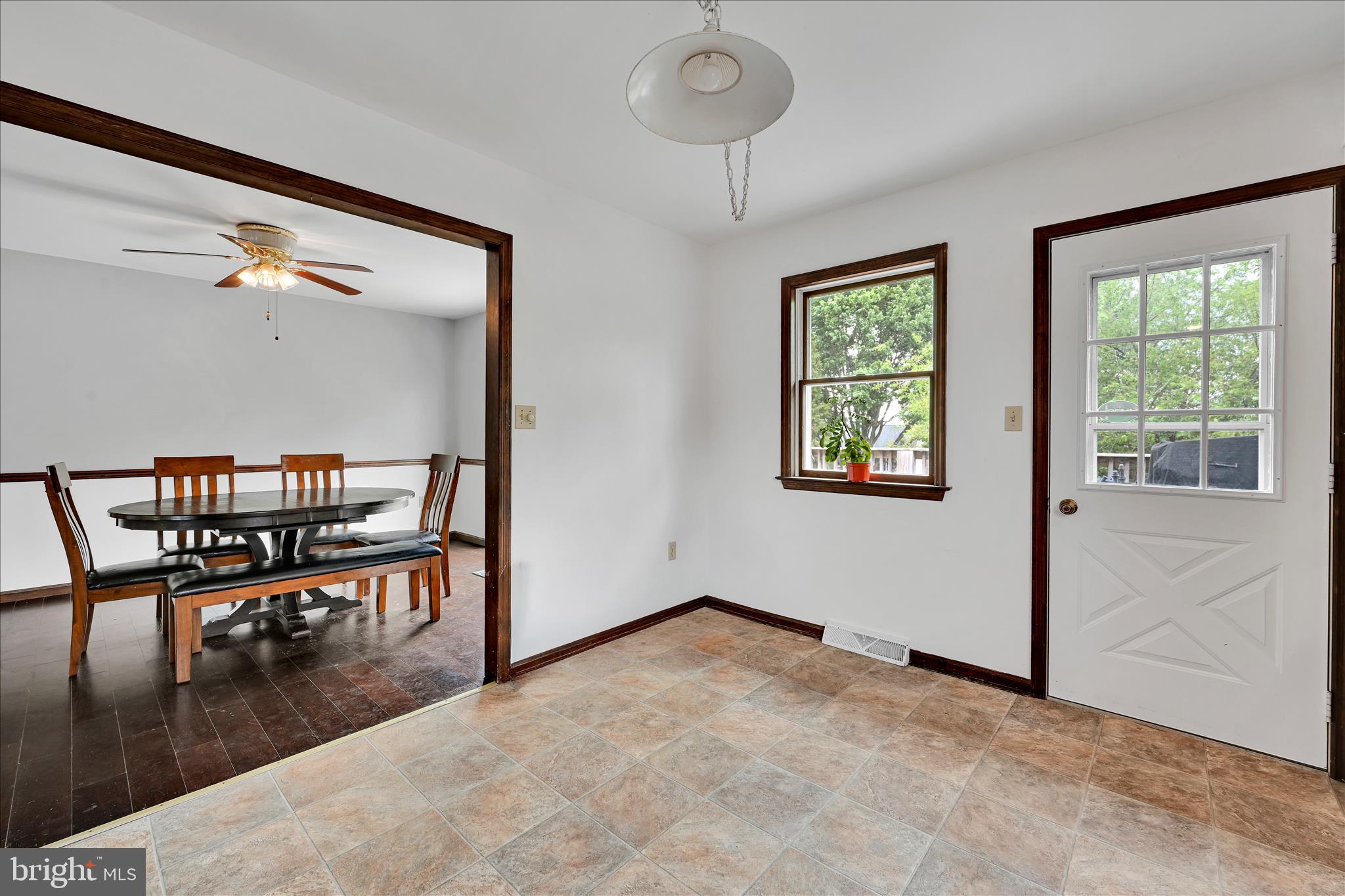 LINCOLN GARDENS - Residential