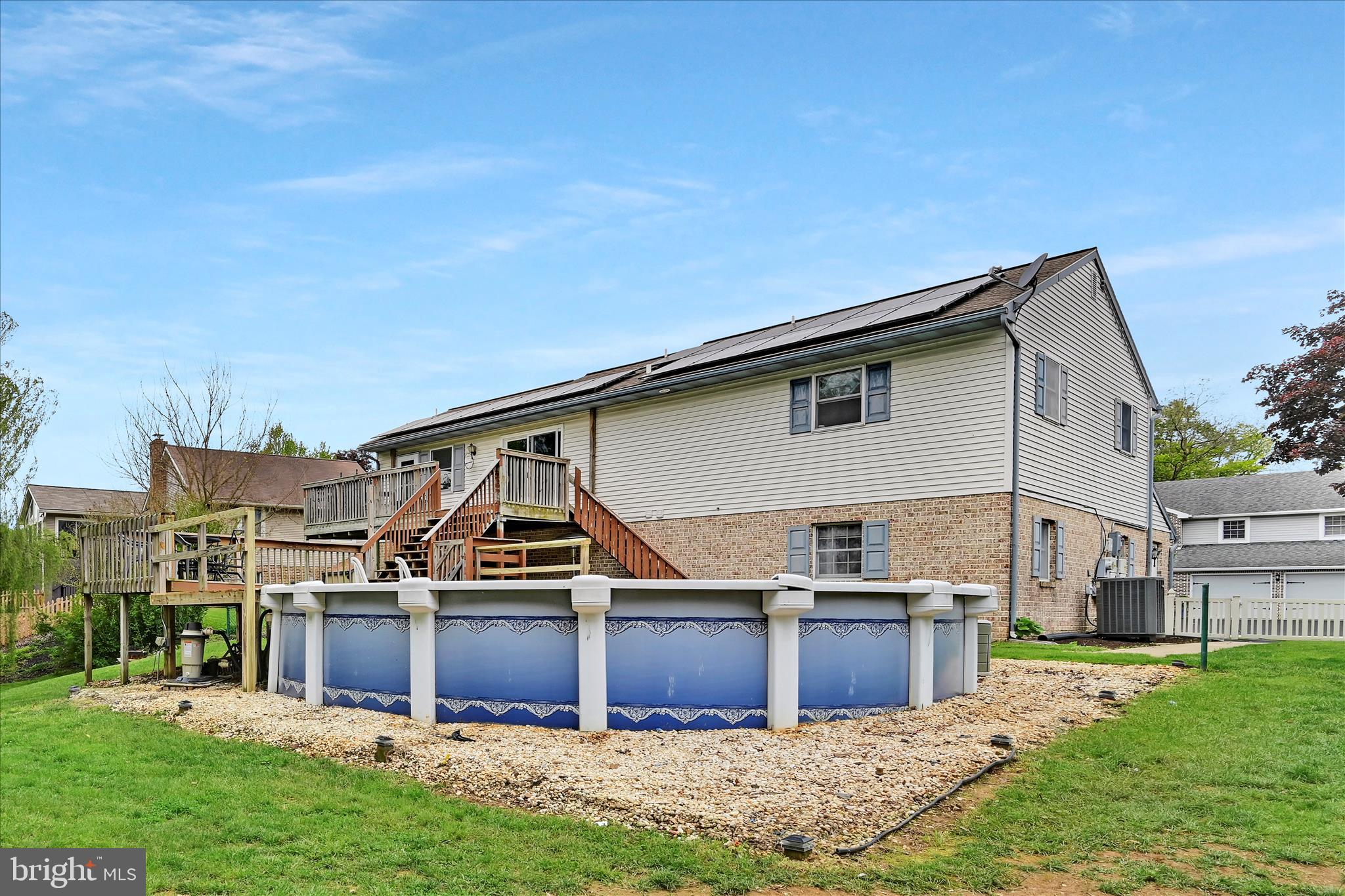 LINCOLN GARDENS - Residential