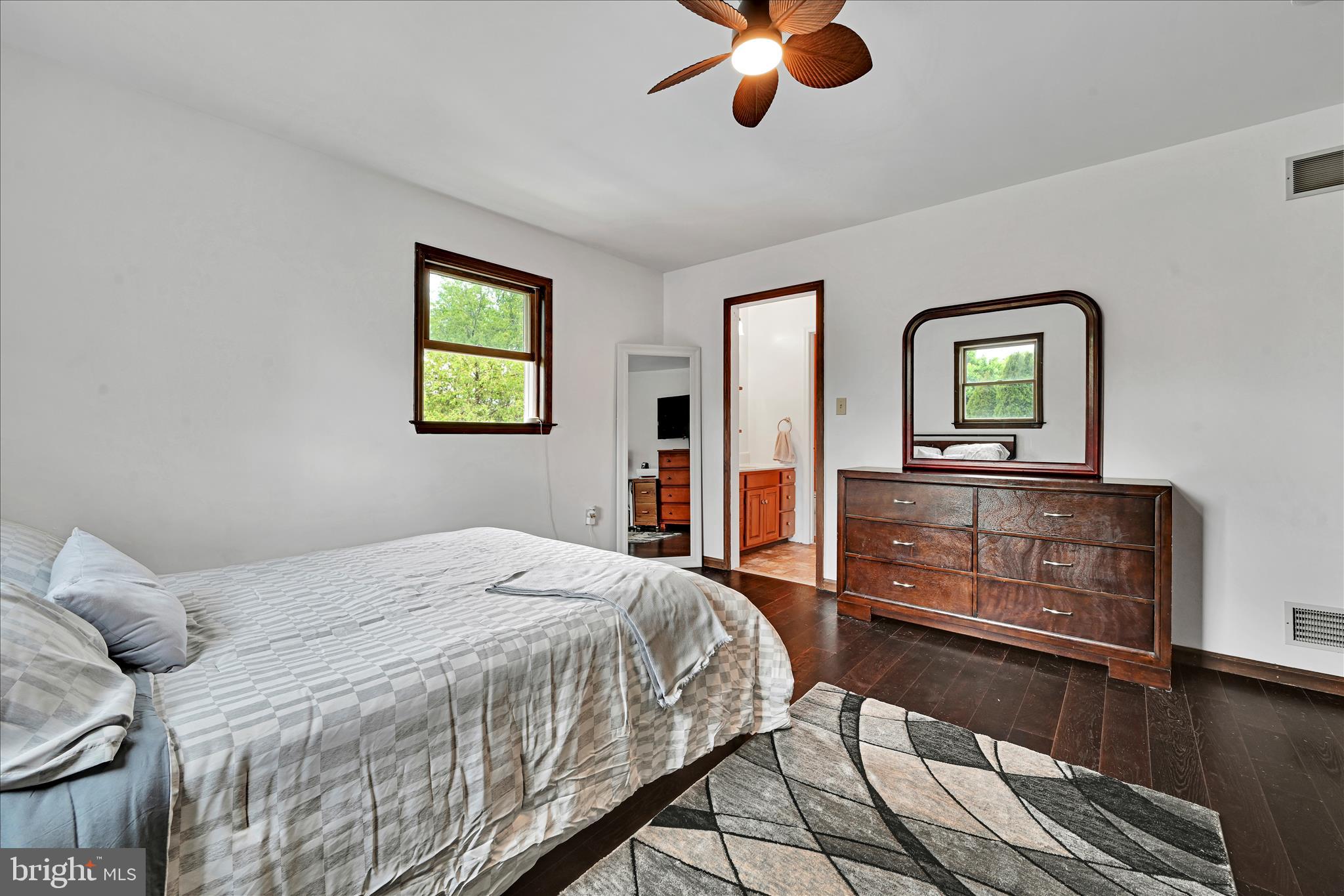 LINCOLN GARDENS - Residential