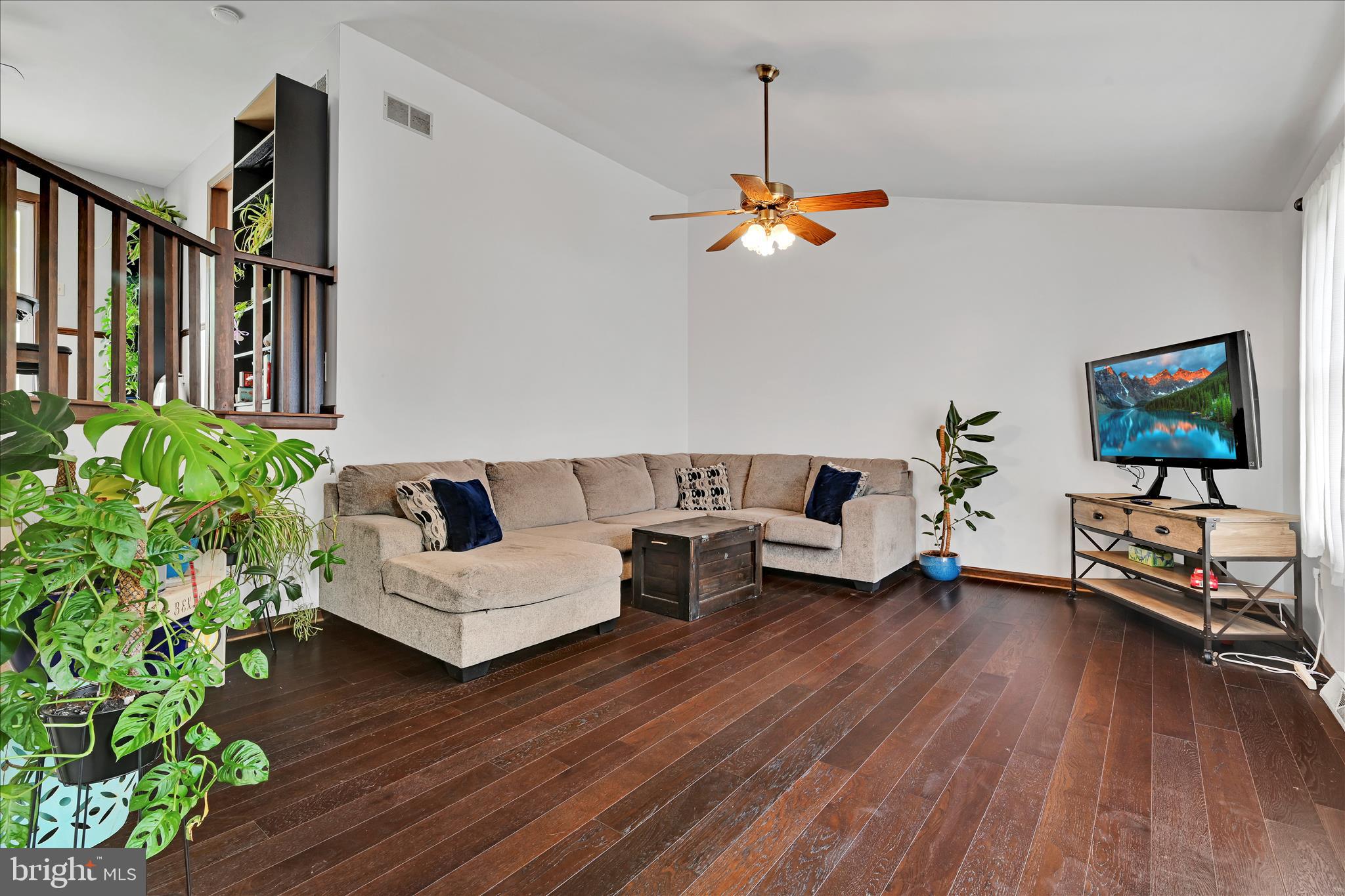 LINCOLN GARDENS - Residential