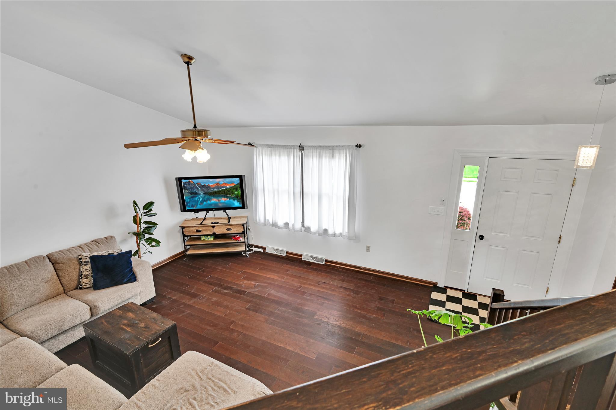 LINCOLN GARDENS - Residential