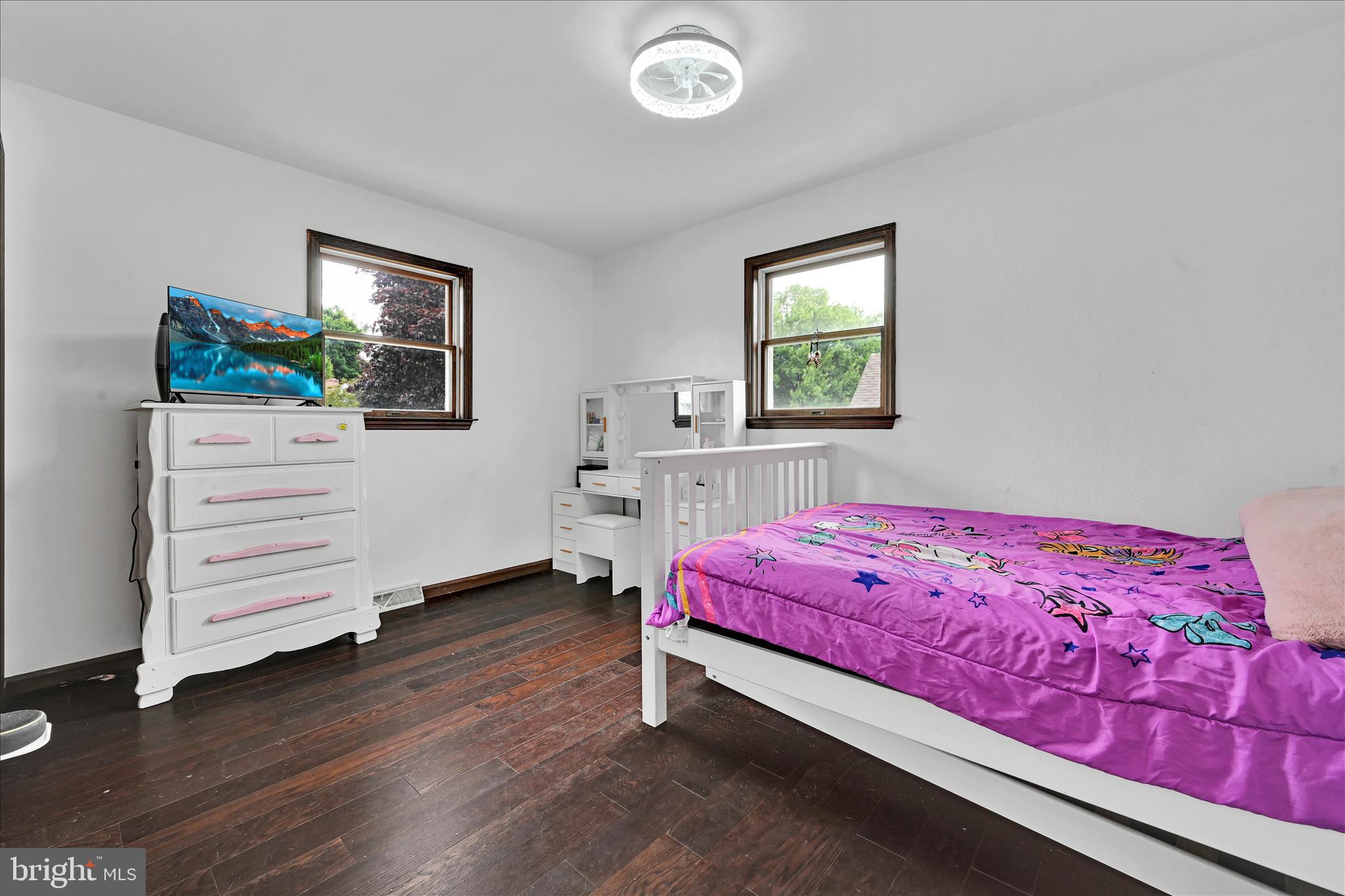 LINCOLN GARDENS - Residential