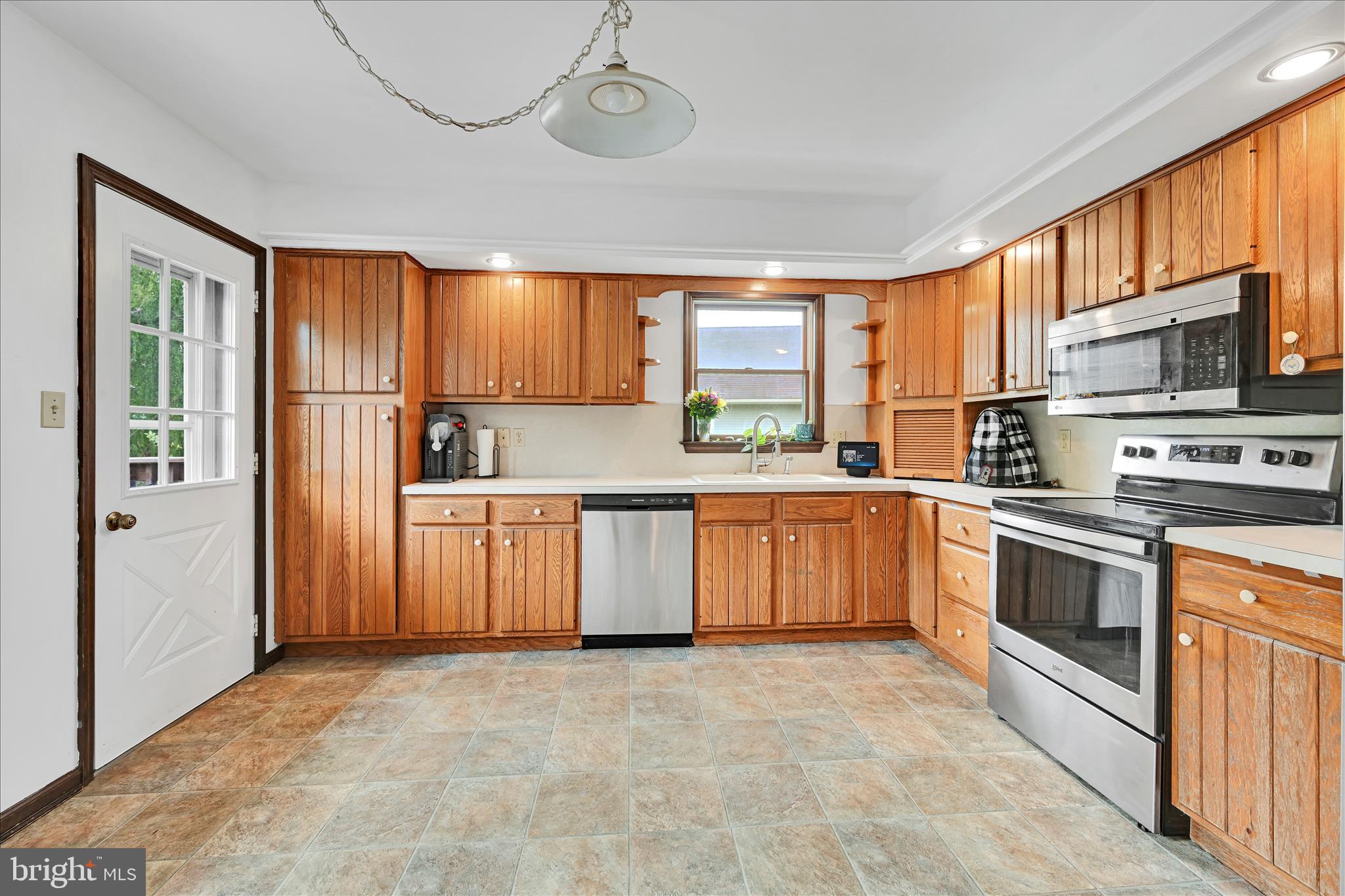 LINCOLN GARDENS - Residential