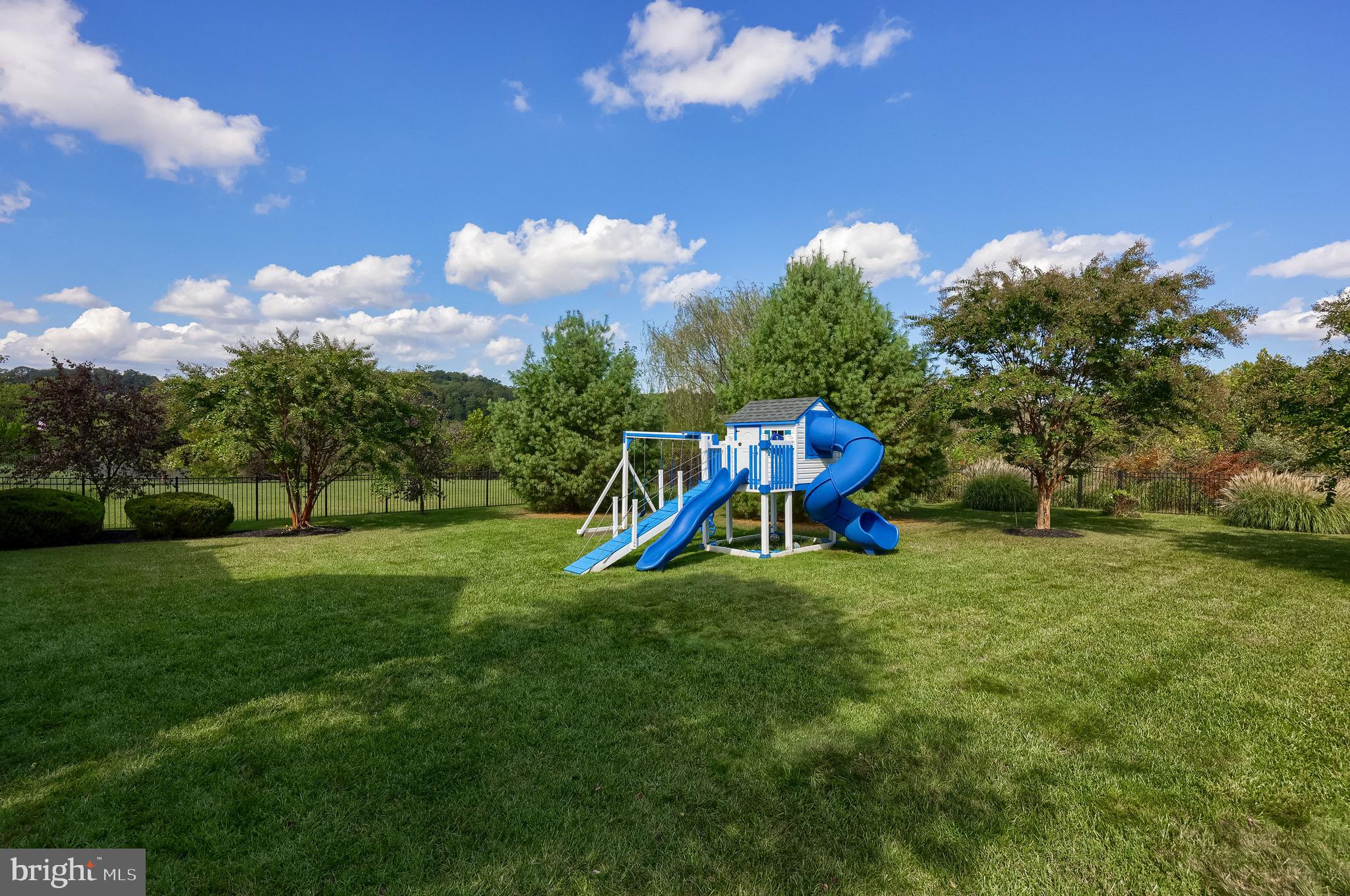 SPRINGWOOD - Residential