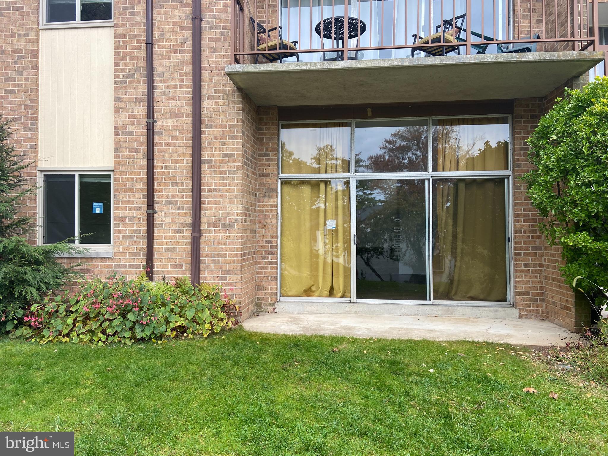 NORMANDIE ON THE LAKE II - Residential