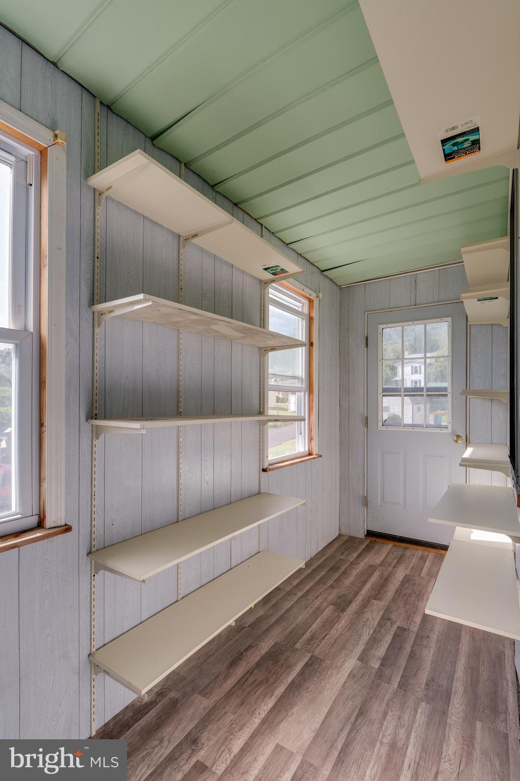 WILLIAMSTOWN - Residential