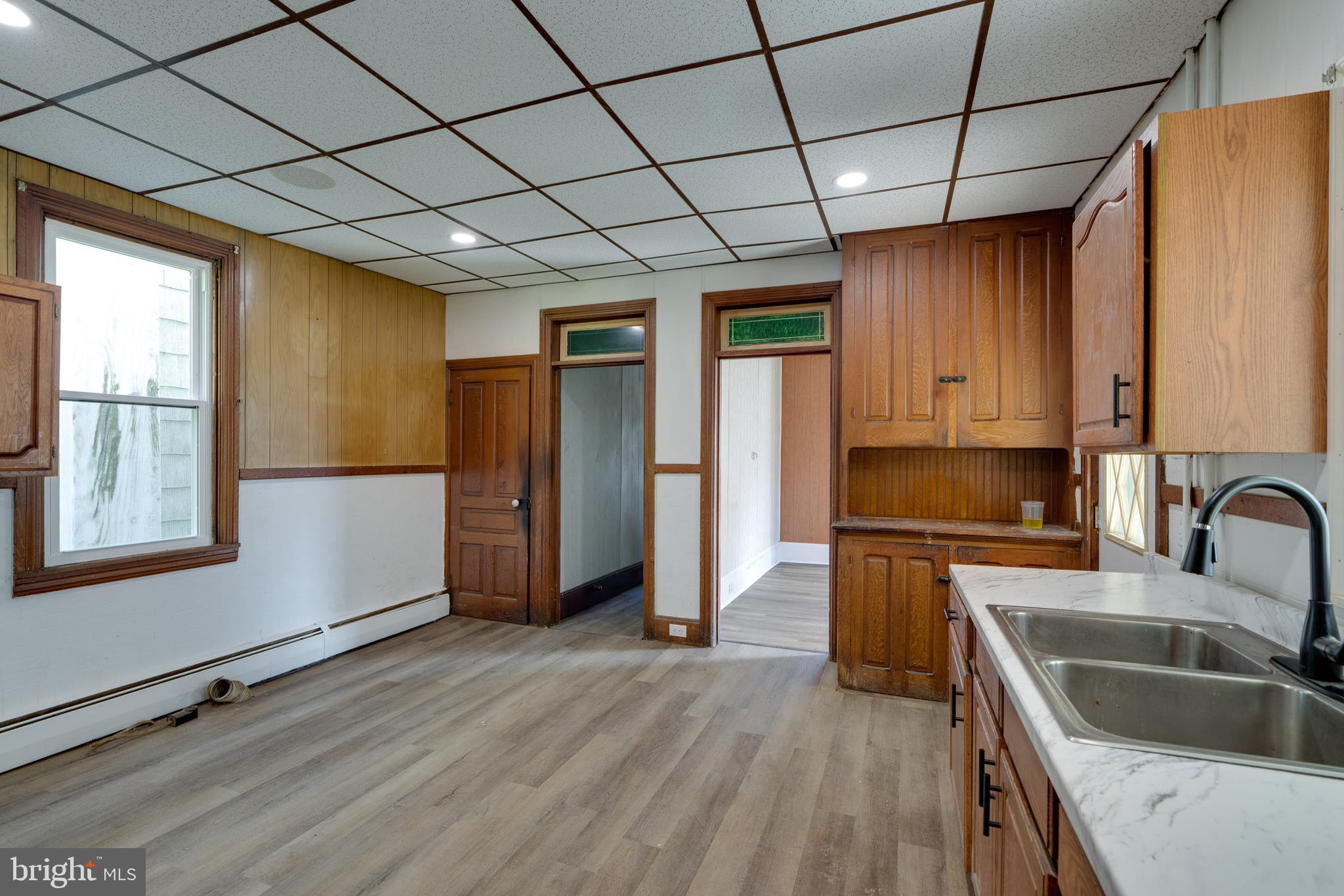 WILLIAMSTOWN - Residential