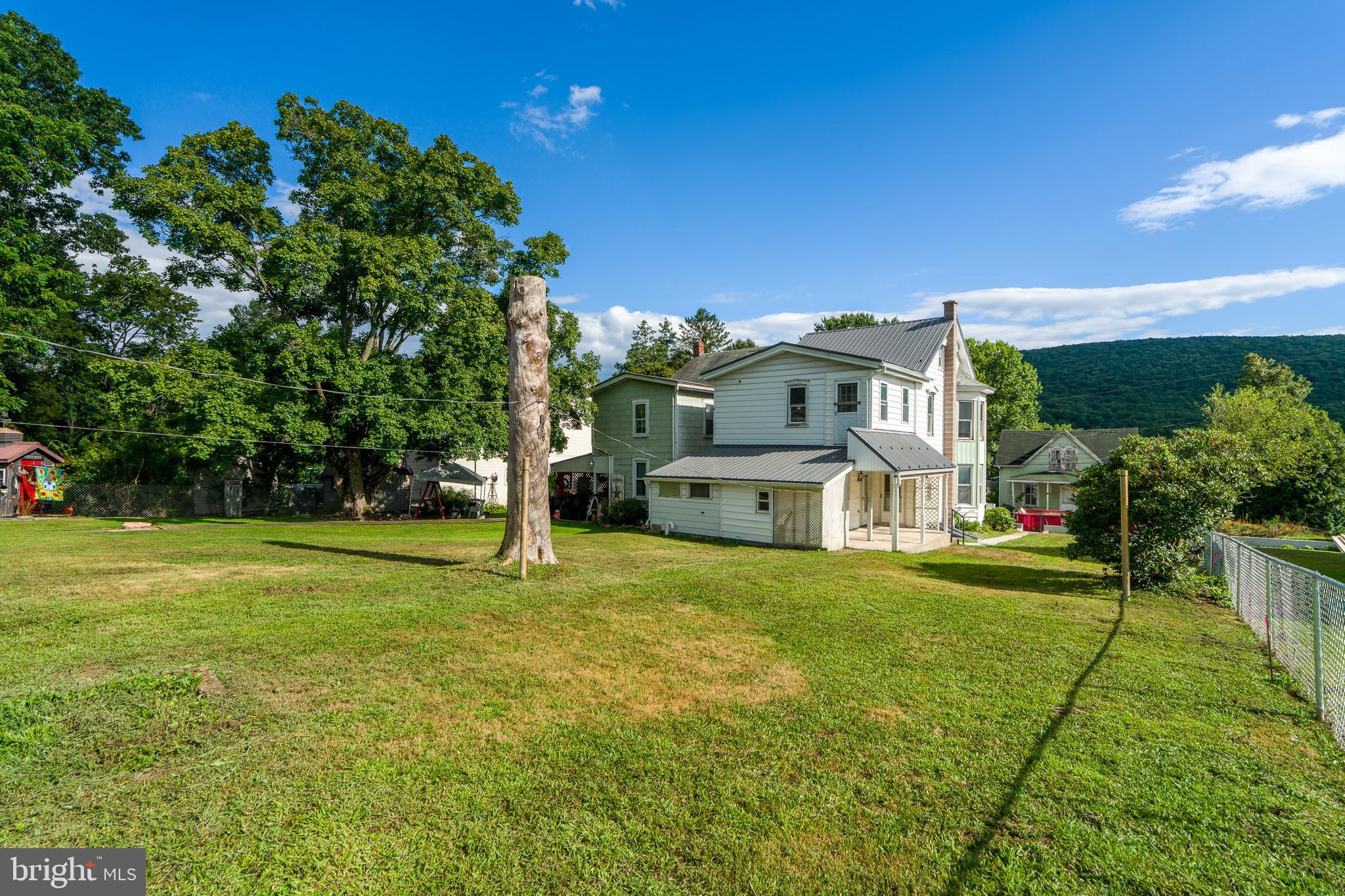 WILLIAMSTOWN - Residential