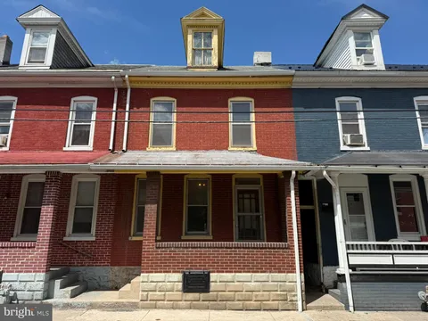 10 Marble Street, Lewistown, PA 17044 - MLS#: PAMF2052076