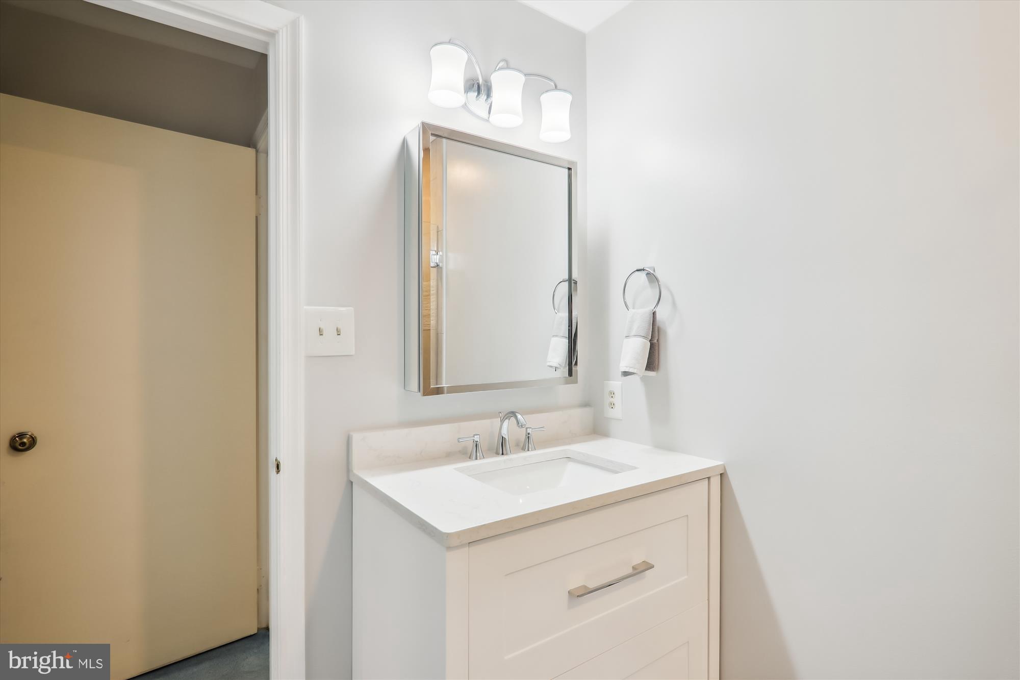 FALLSREACH - Residential