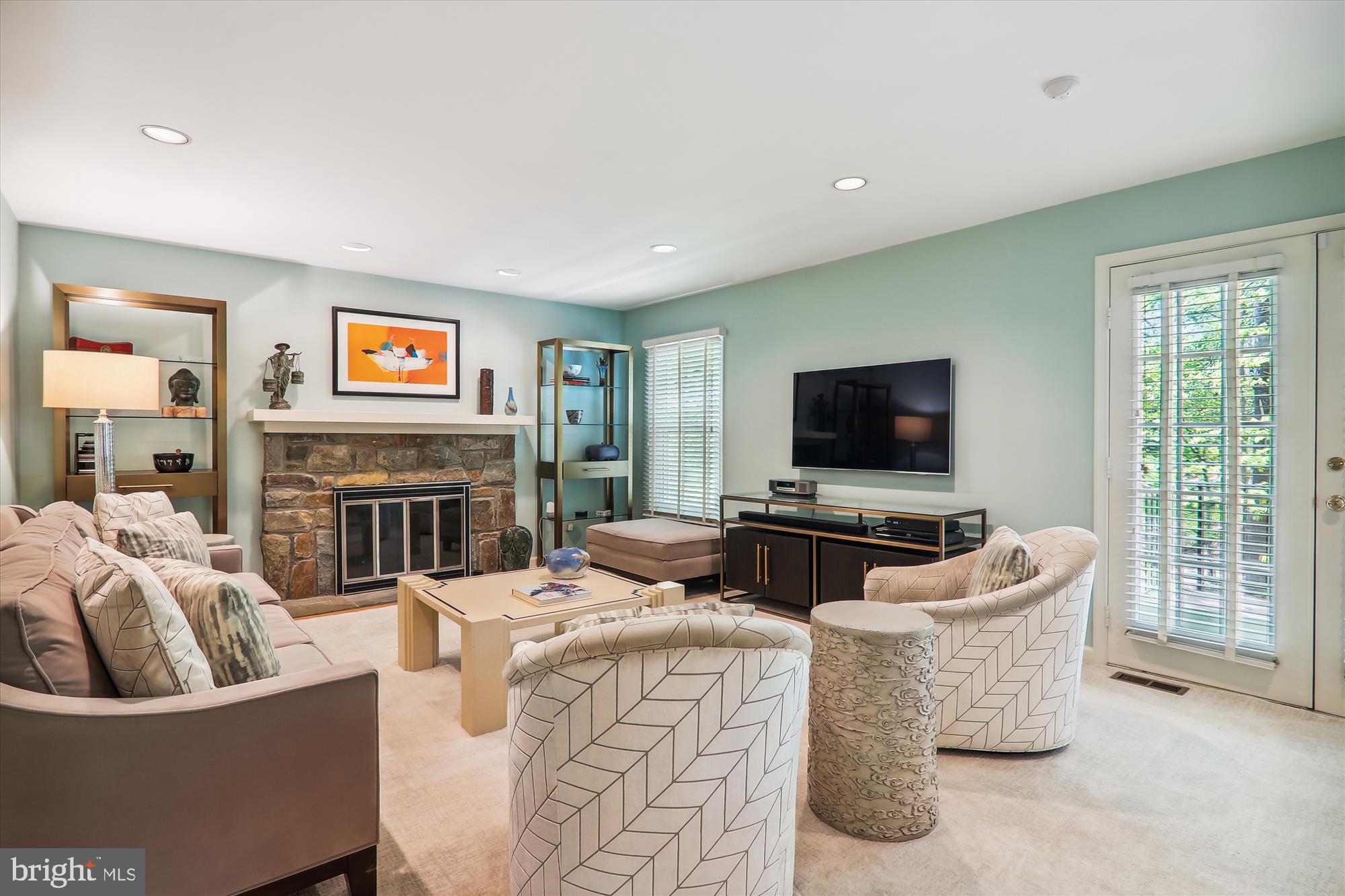 FALLSREACH - Residential