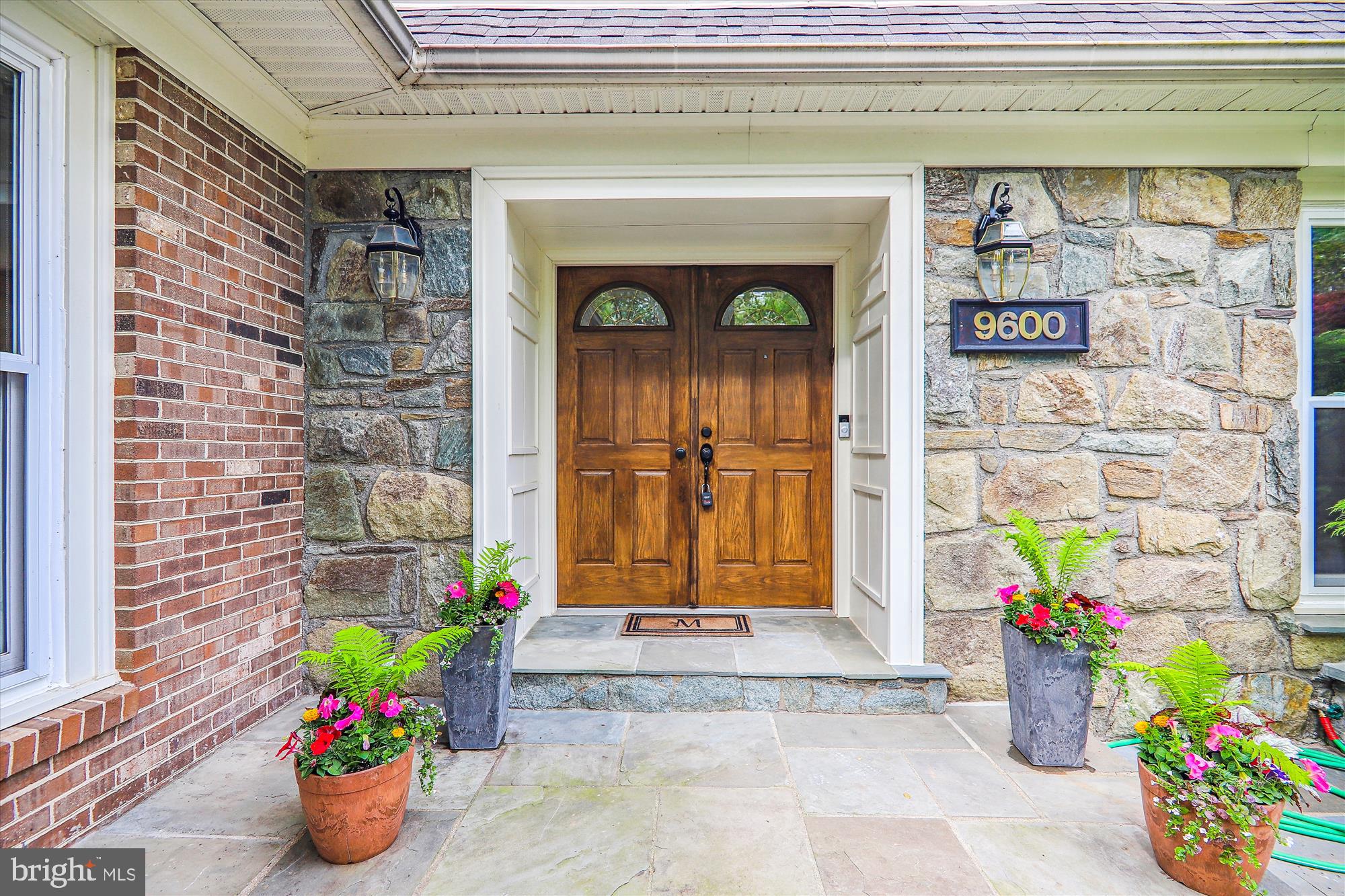 FALLSREACH - Residential