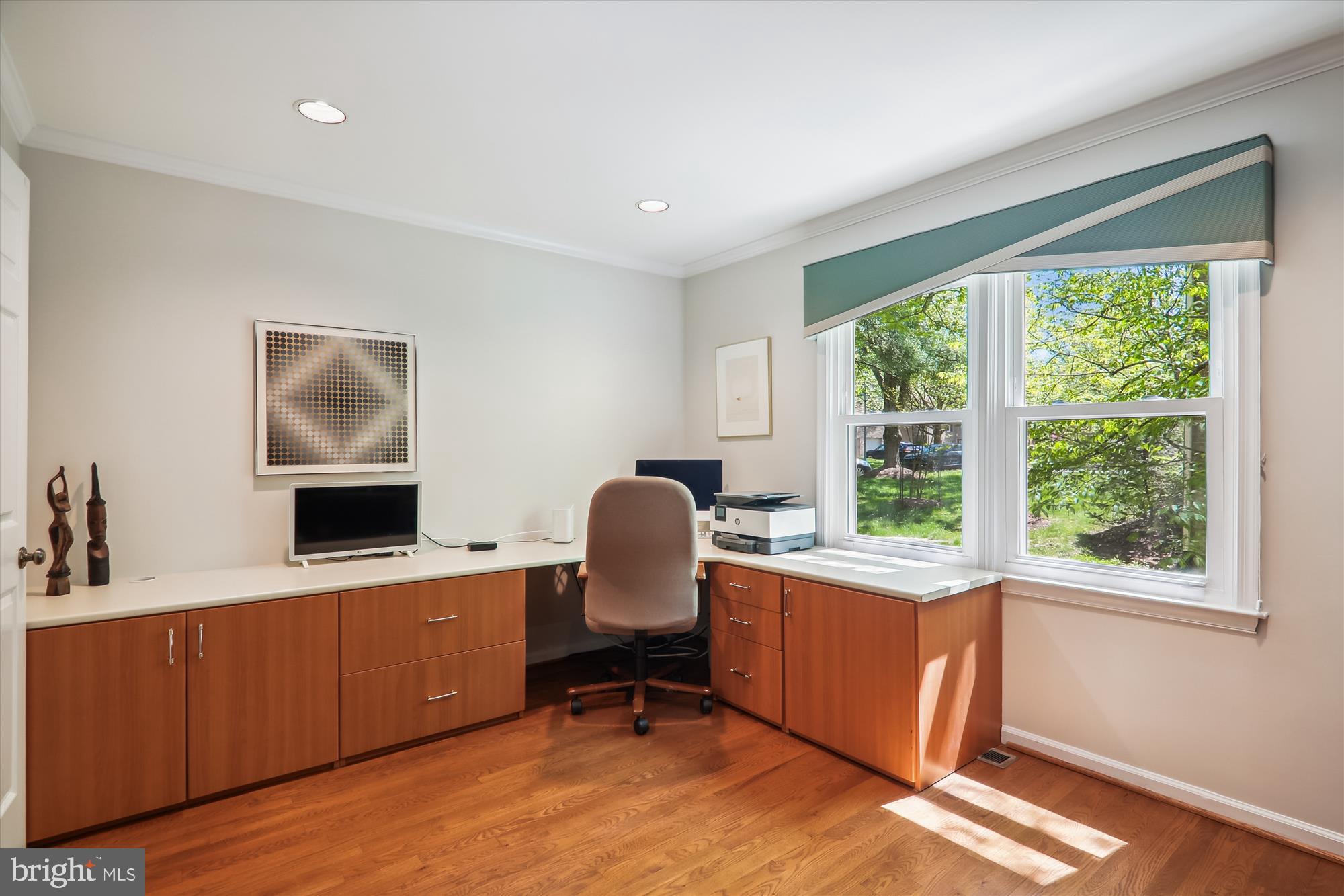 FALLSREACH - Residential