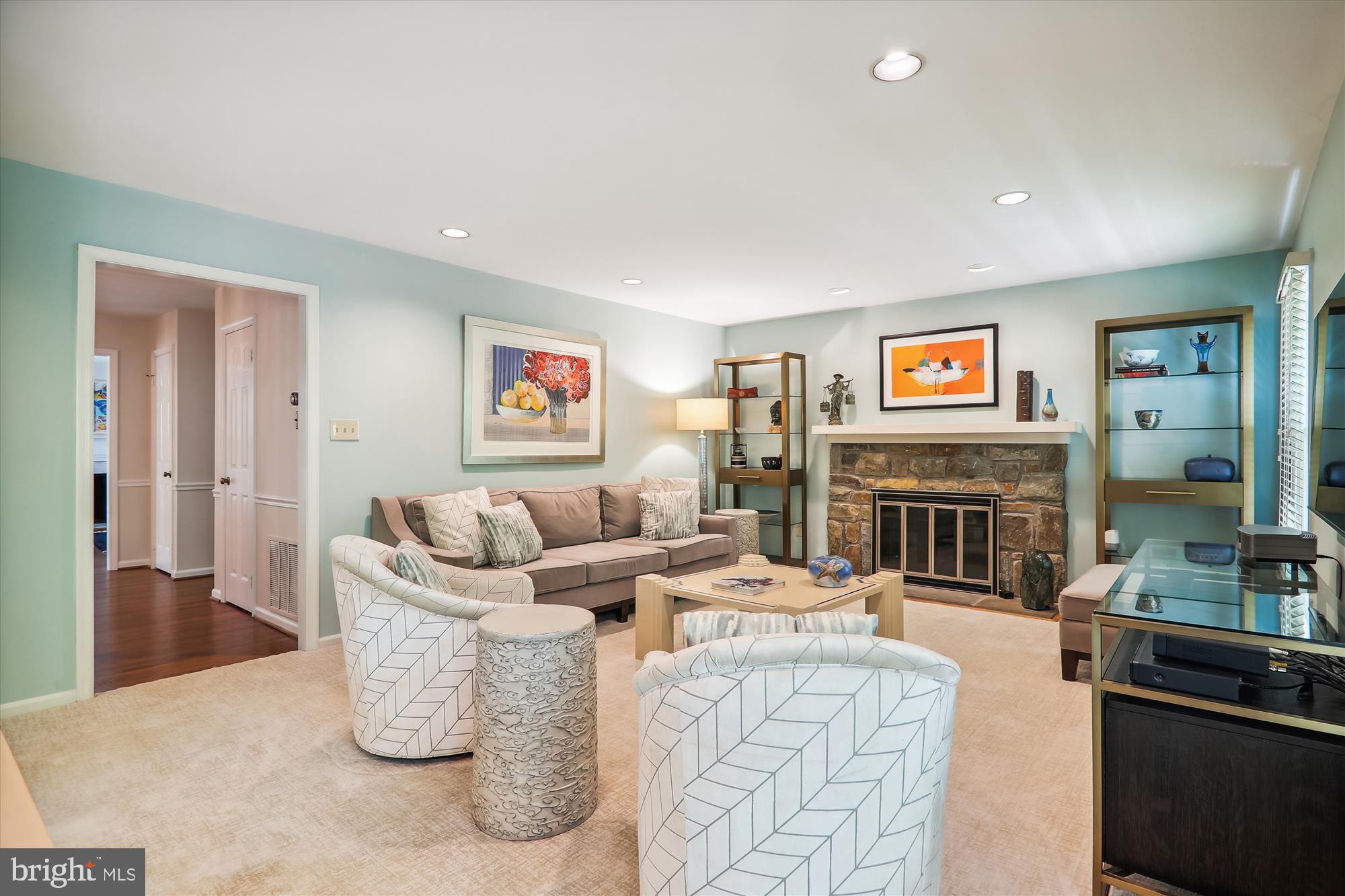 FALLSREACH - Residential