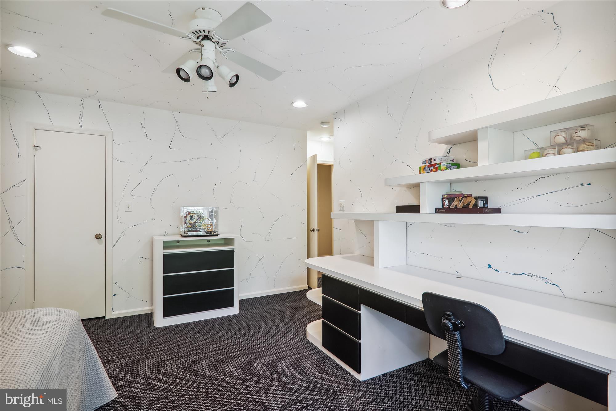 FALLSREACH - Residential