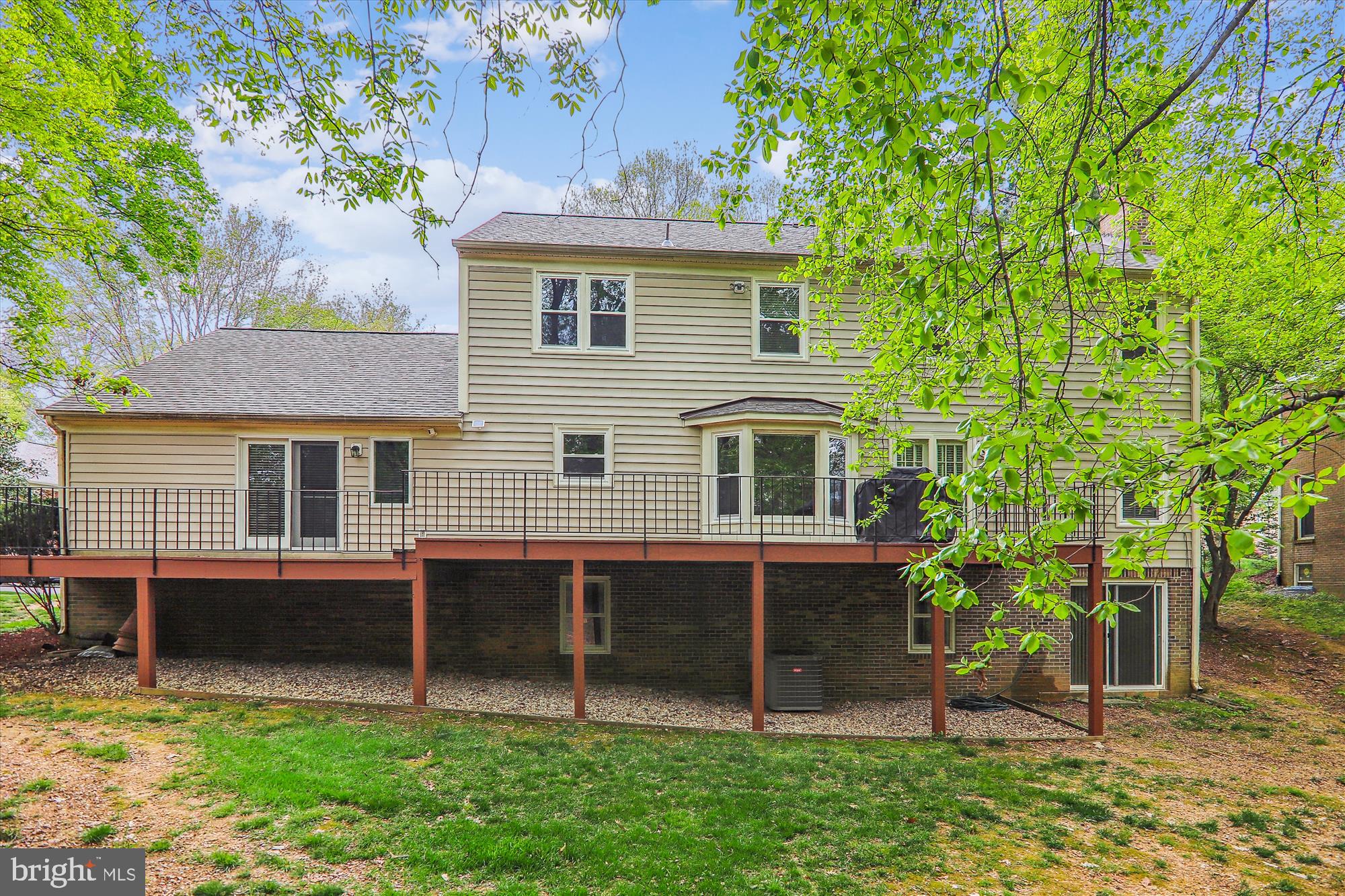 FALLSREACH - Residential