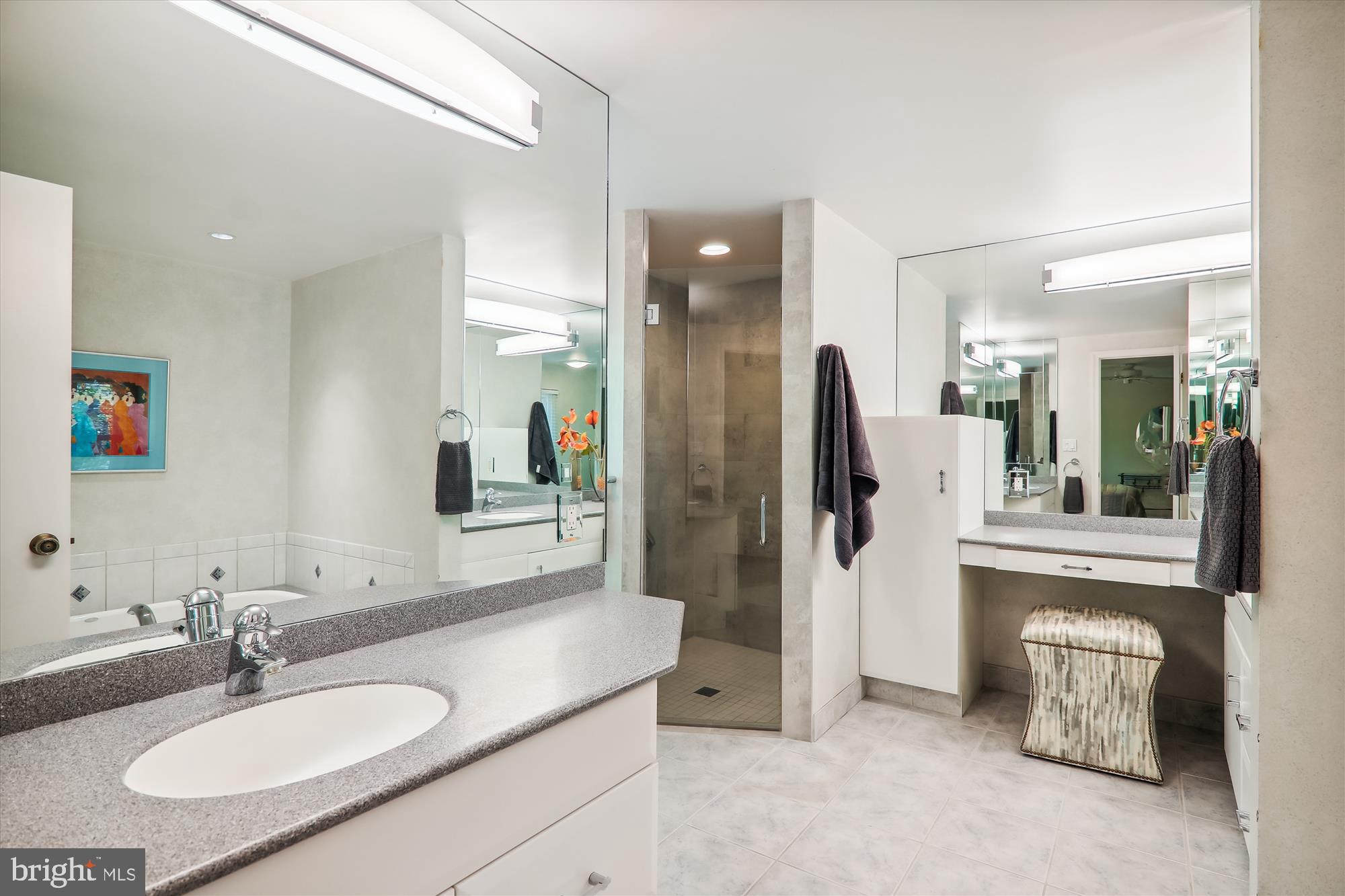 FALLSREACH - Residential