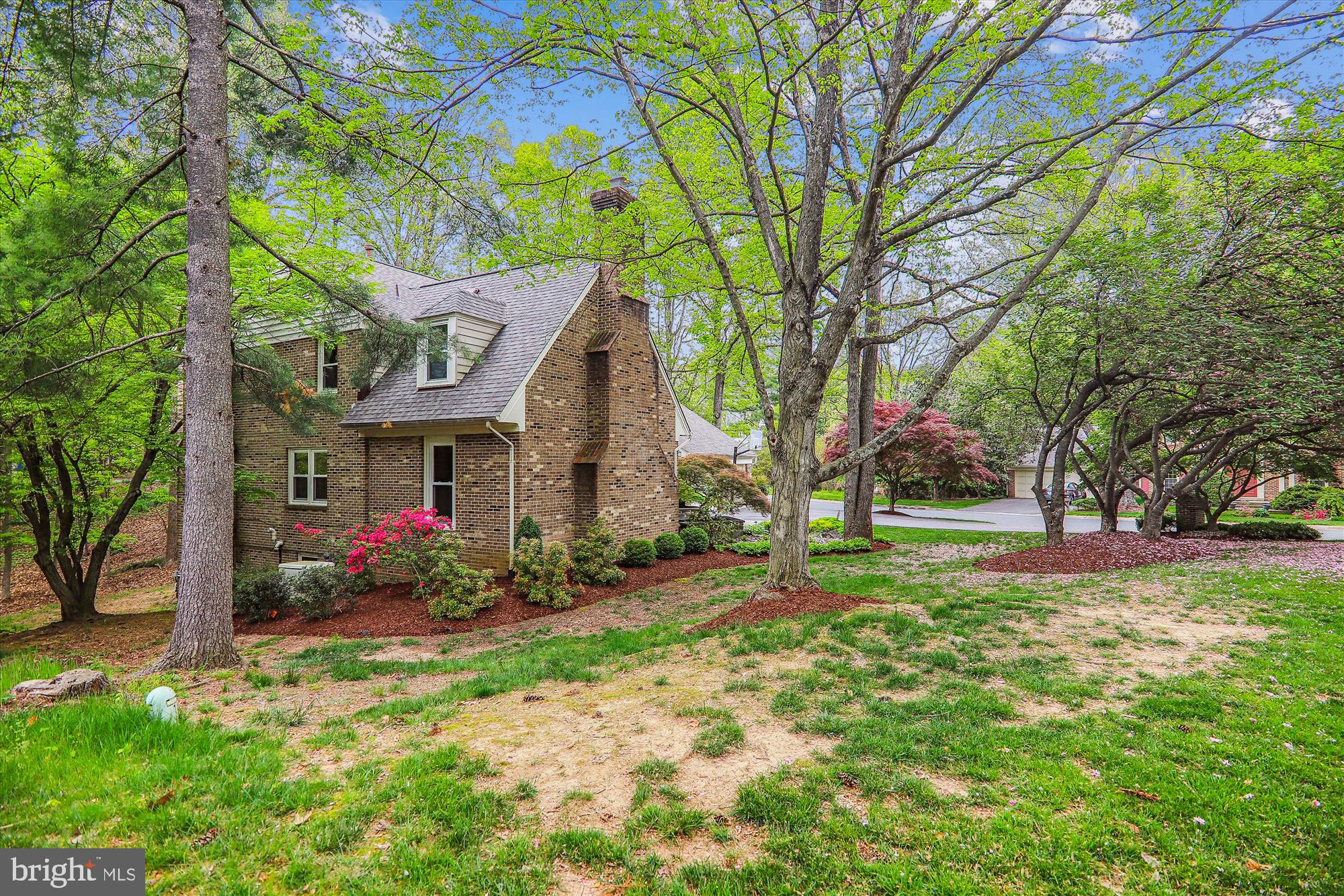 FALLSREACH - Residential