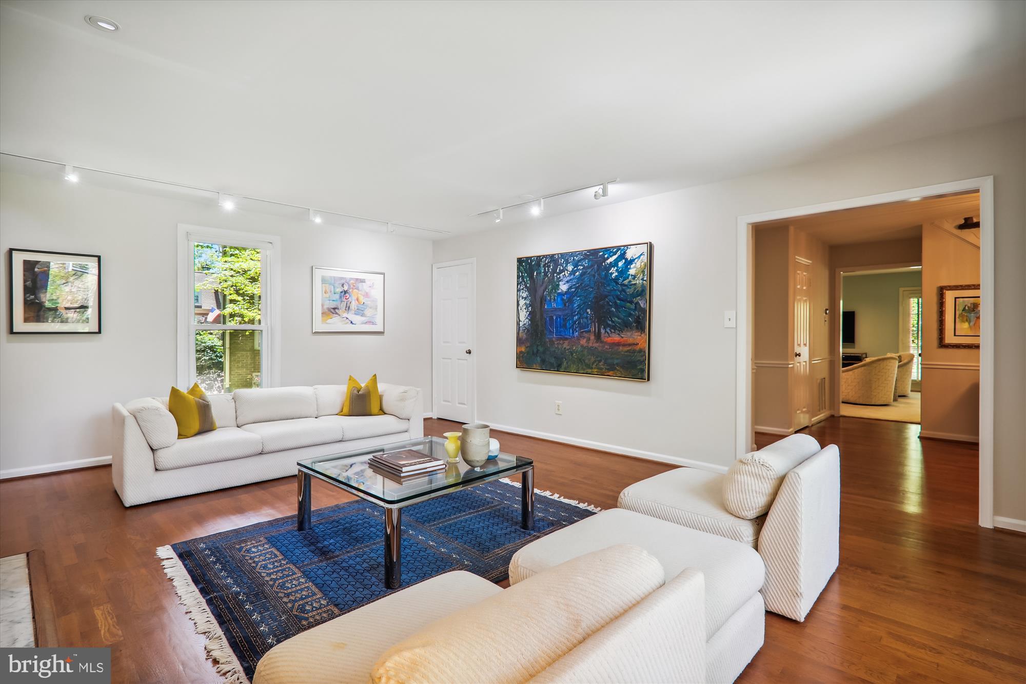 FALLSREACH - Residential