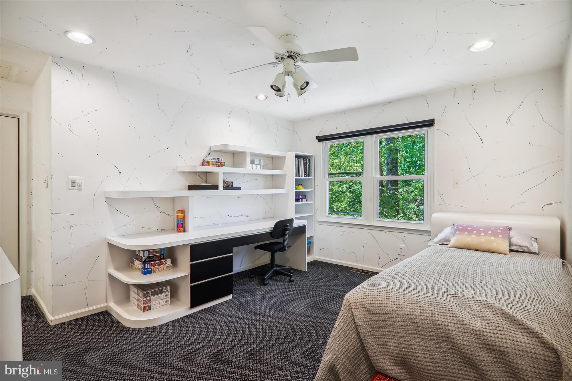 FALLSREACH - Residential