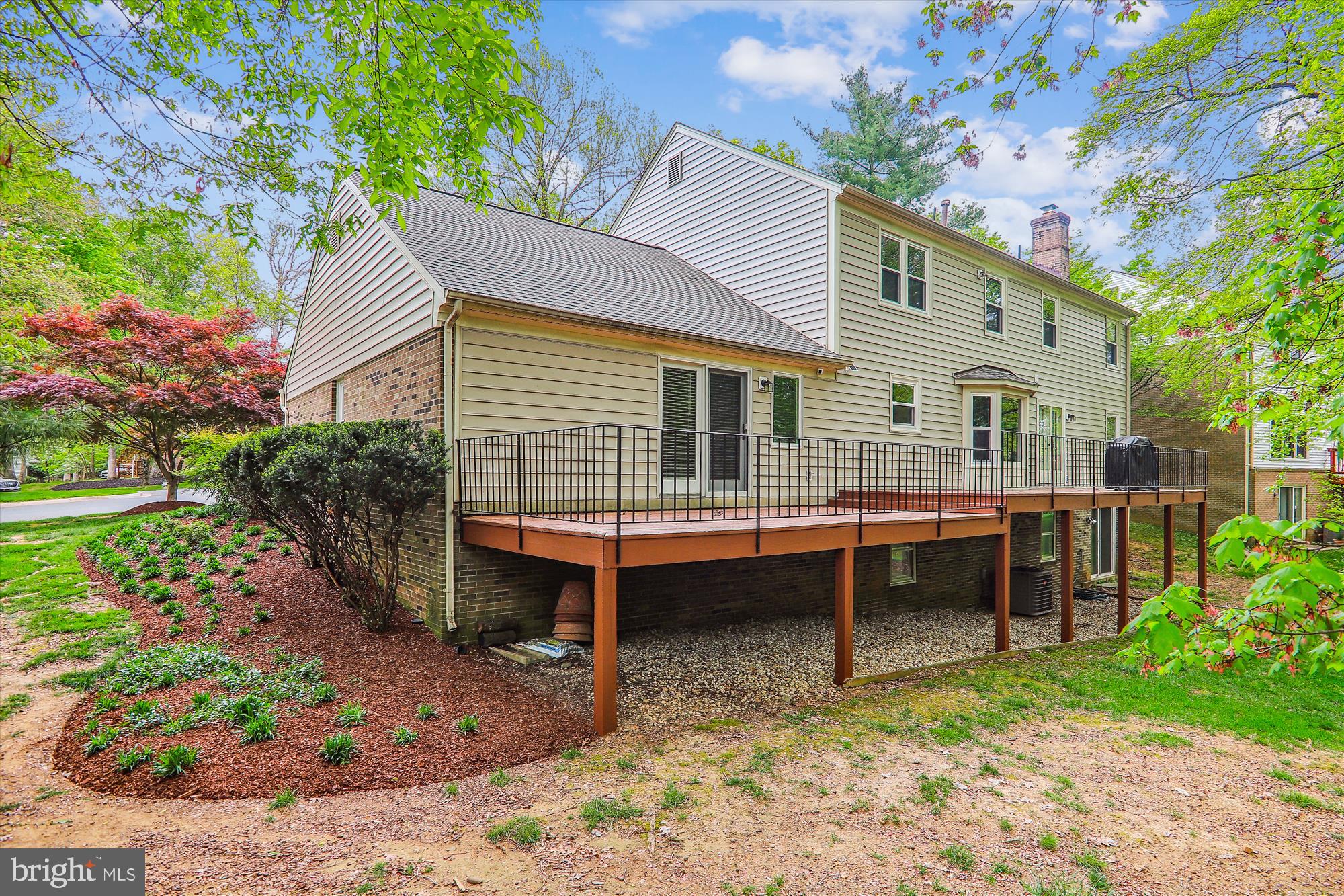 FALLSREACH - Residential