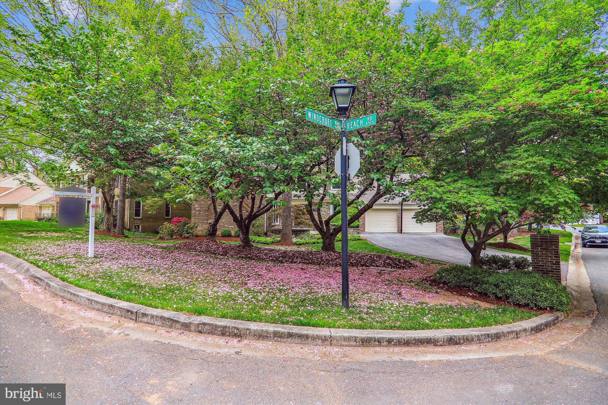 FALLSREACH - Residential