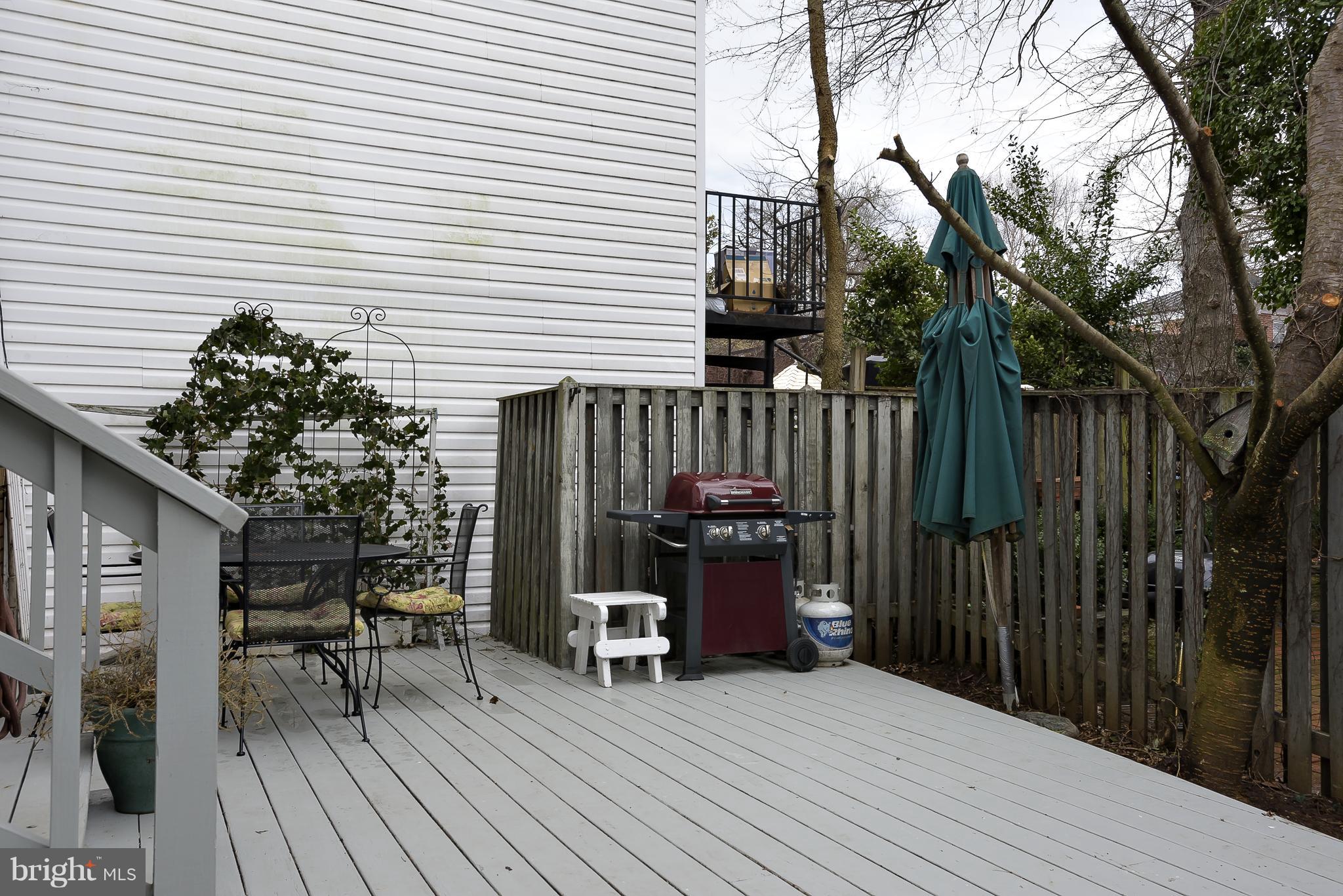 HISTORIC DISTRICT - Residential Lease